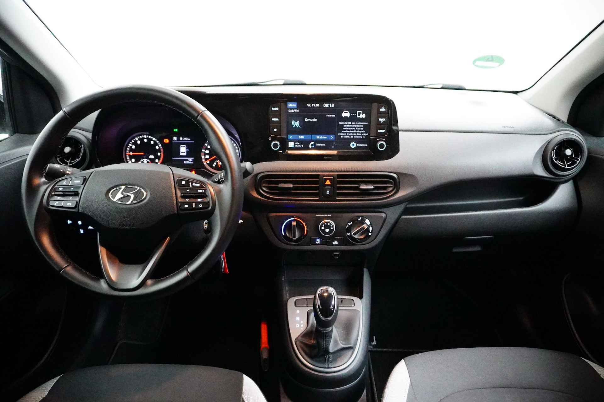 Hyundai i10 1.0 Comfort 5-zits Automaat | Apple Carplay | Android Auto | Airco | Parkeersensoren | Cruise Control | 14" LMV !! - 7/19