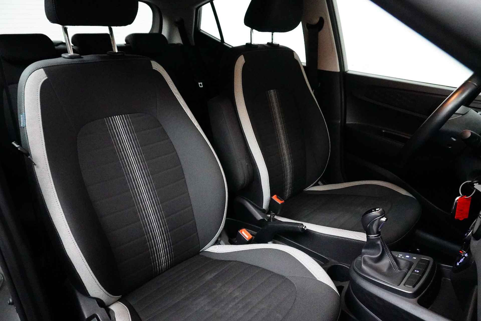 Hyundai i10 1.0 Comfort 5-zits Automaat | Apple Carplay | Android Auto | Airco | Parkeersensoren | Cruise Control | 14" LMV !! - 9/19