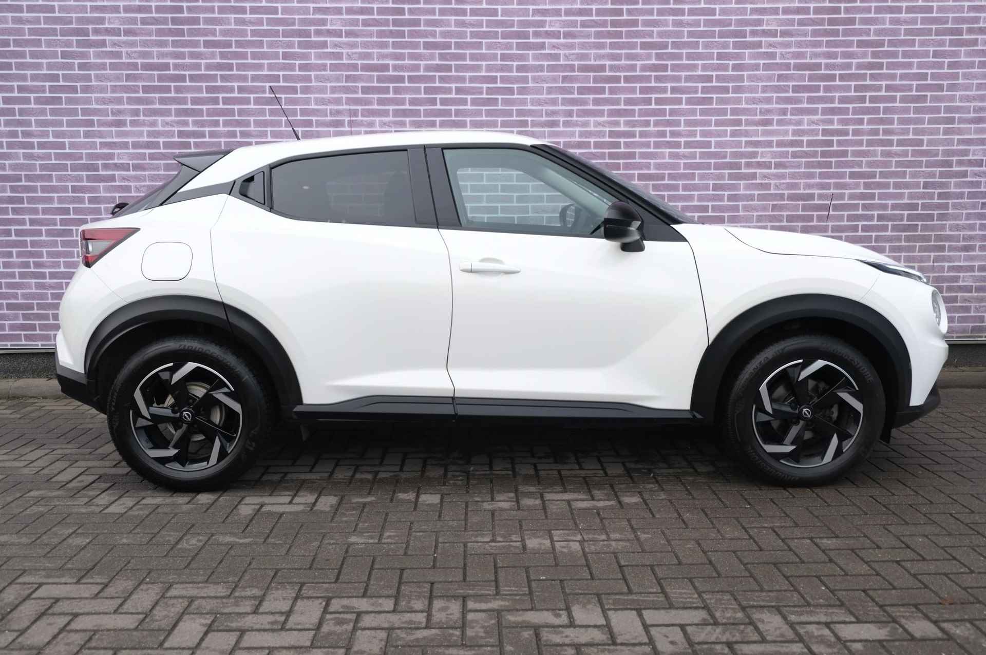 Nissan Juke 1.0 DIG-T Acenta Automaat | Navigatie | Carplay | Camera | Stoelverwarming | Cruisecontrole | - 18/32