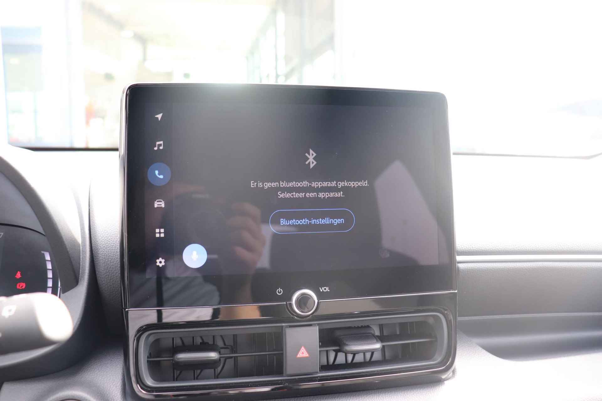 Toyota Yaris Hybrid 115 First Edition |  Vol Zwart Leder, Stoelverwarming, Draadloos Apple Carplay/Android Auto, Cruise & Climate control! - 33/42