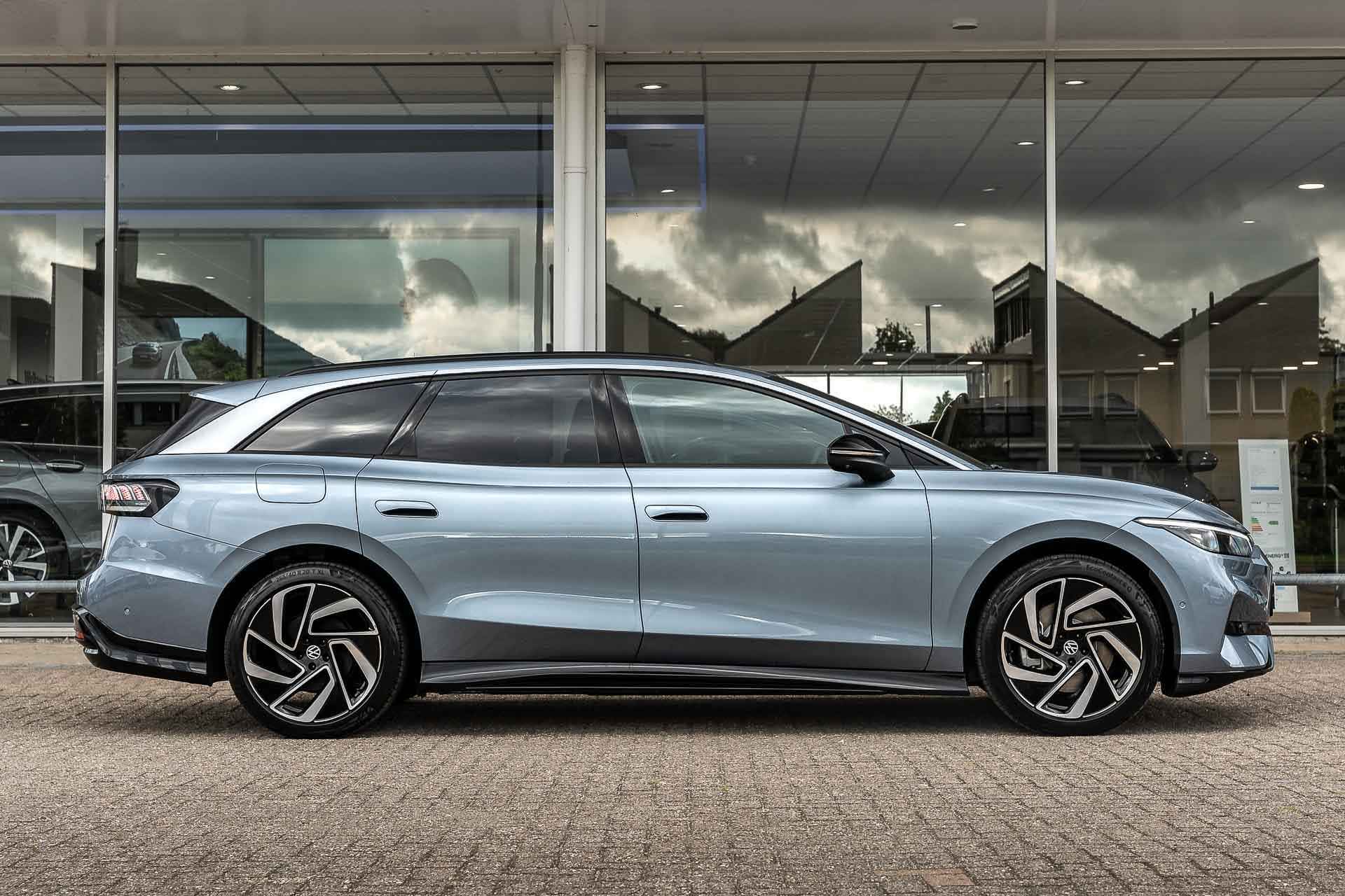 Volkswagen ID.7 Tourer Pro Business 286pk 77 kWh | 360 Camera | Stoelverwarming - 3/59