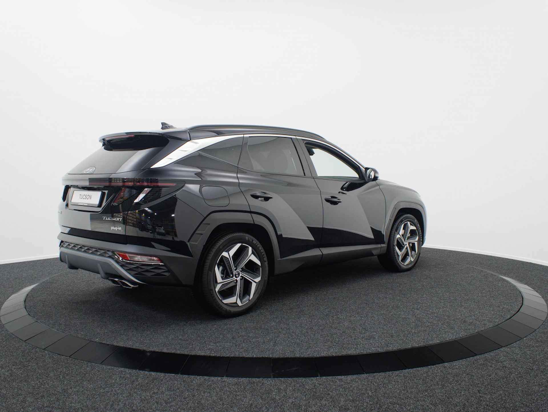 Hyundai Tucson 1.6 T-GDI PHEV 265PK Premium | Private lease 763pm - 8/56