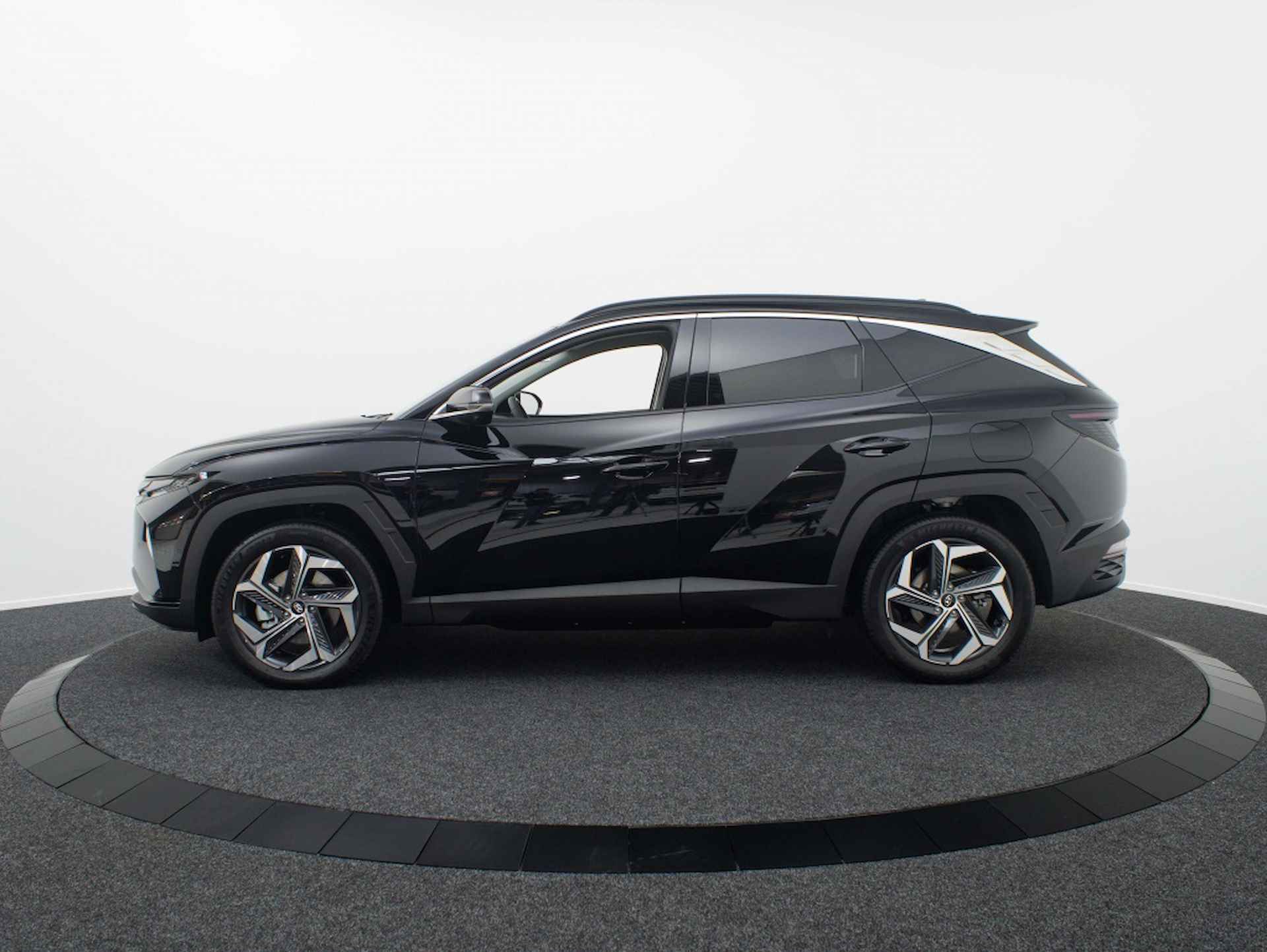 Hyundai Tucson 1.6 T-GDI PHEV 265PK Premium | Private lease 763pm - 12/56