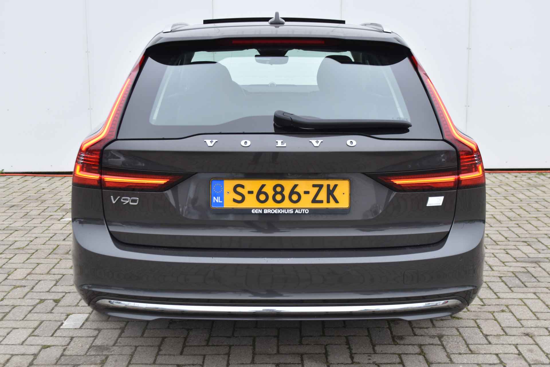 Volvo V90 2.0 T6 Plug-in hybrid AWD Ultimate Bright - 10/39