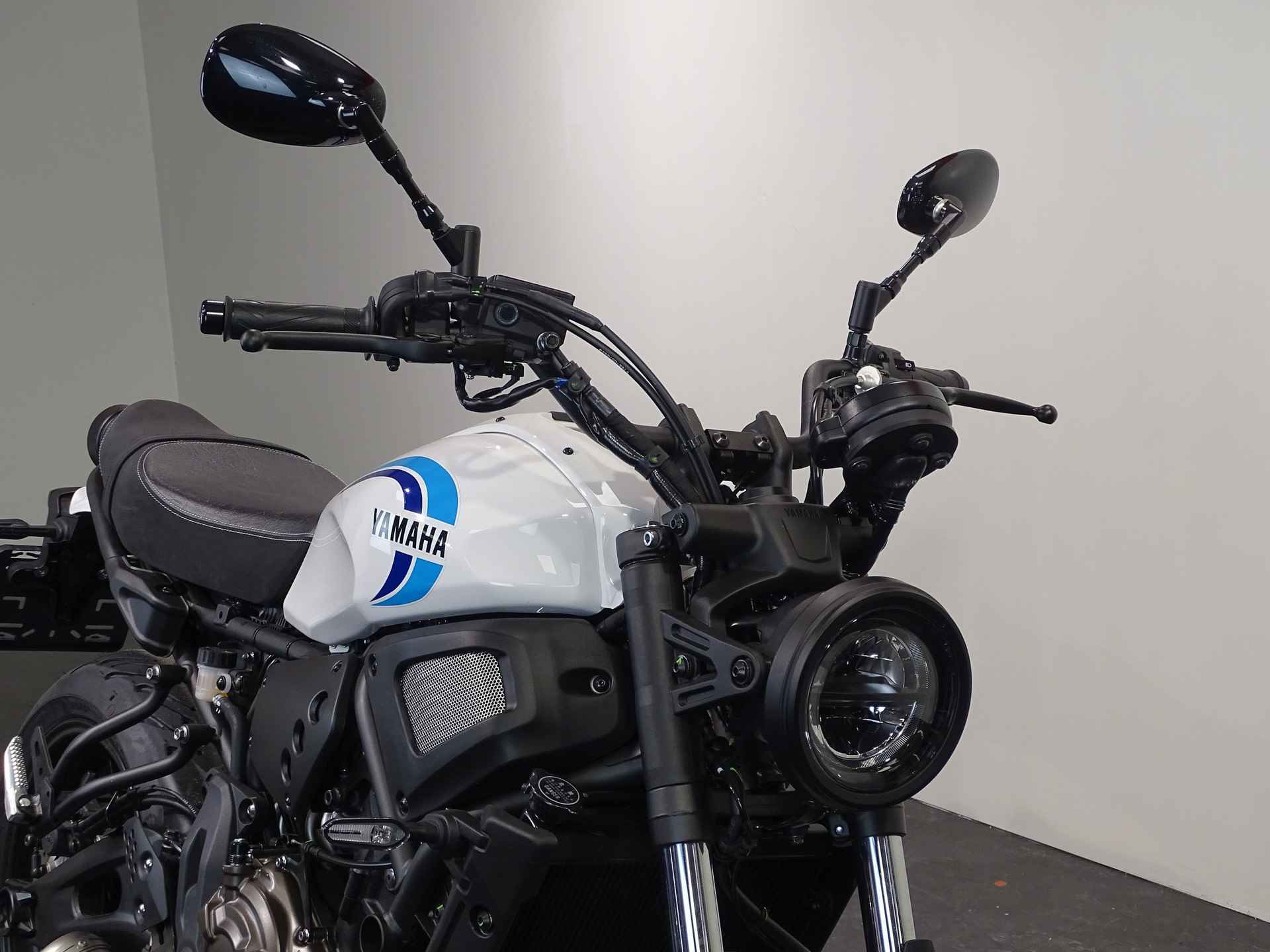 Yamaha XSR 700 - 3/13