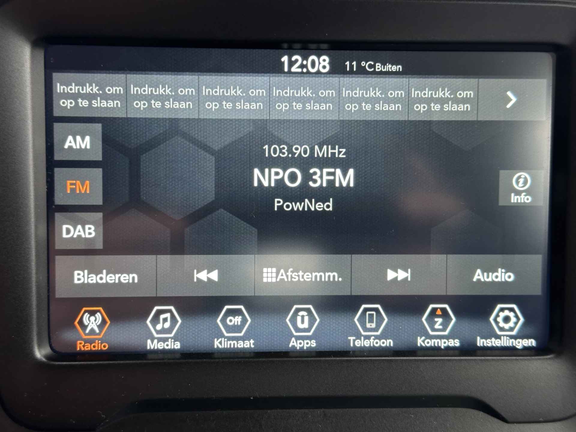 Jeep Renegade 1.0T Night Eagle | NAVI | Carplay | Key-less | PDC | LED | 18" Cruise & Climate Control | Garantie  Interesse, Proefrit? Bel of app met: 06-24 28 28 42 - 14/35