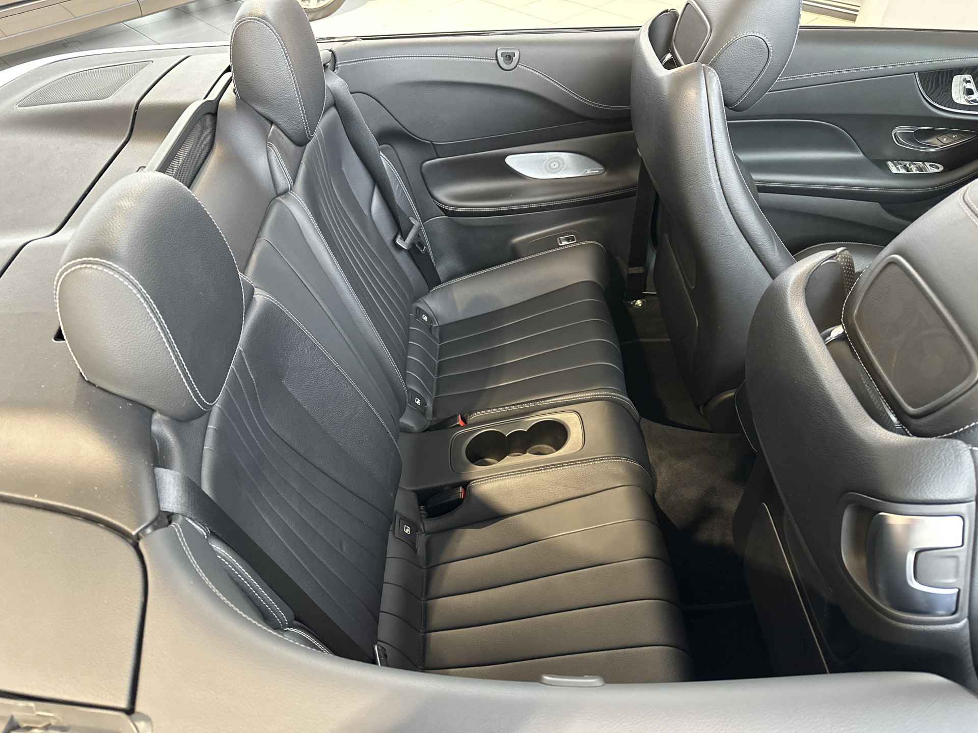 Mercedes-Benz E-Klasse Cabrio 200 Premium Plus - 7/33