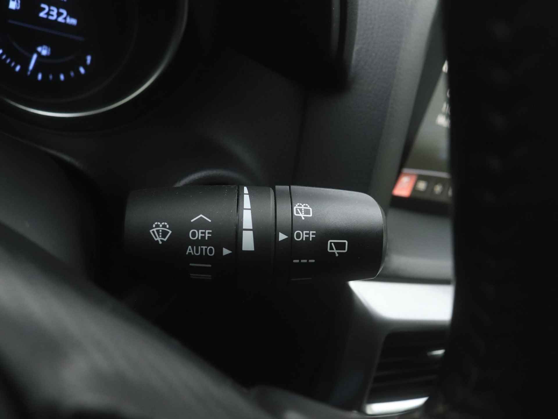 Mazda CX-5 2.0 SkyActiv-G Skylease GT automaat met afneembare trekhaak en achteruitrijcamera : dealer onderhouden - 29/50