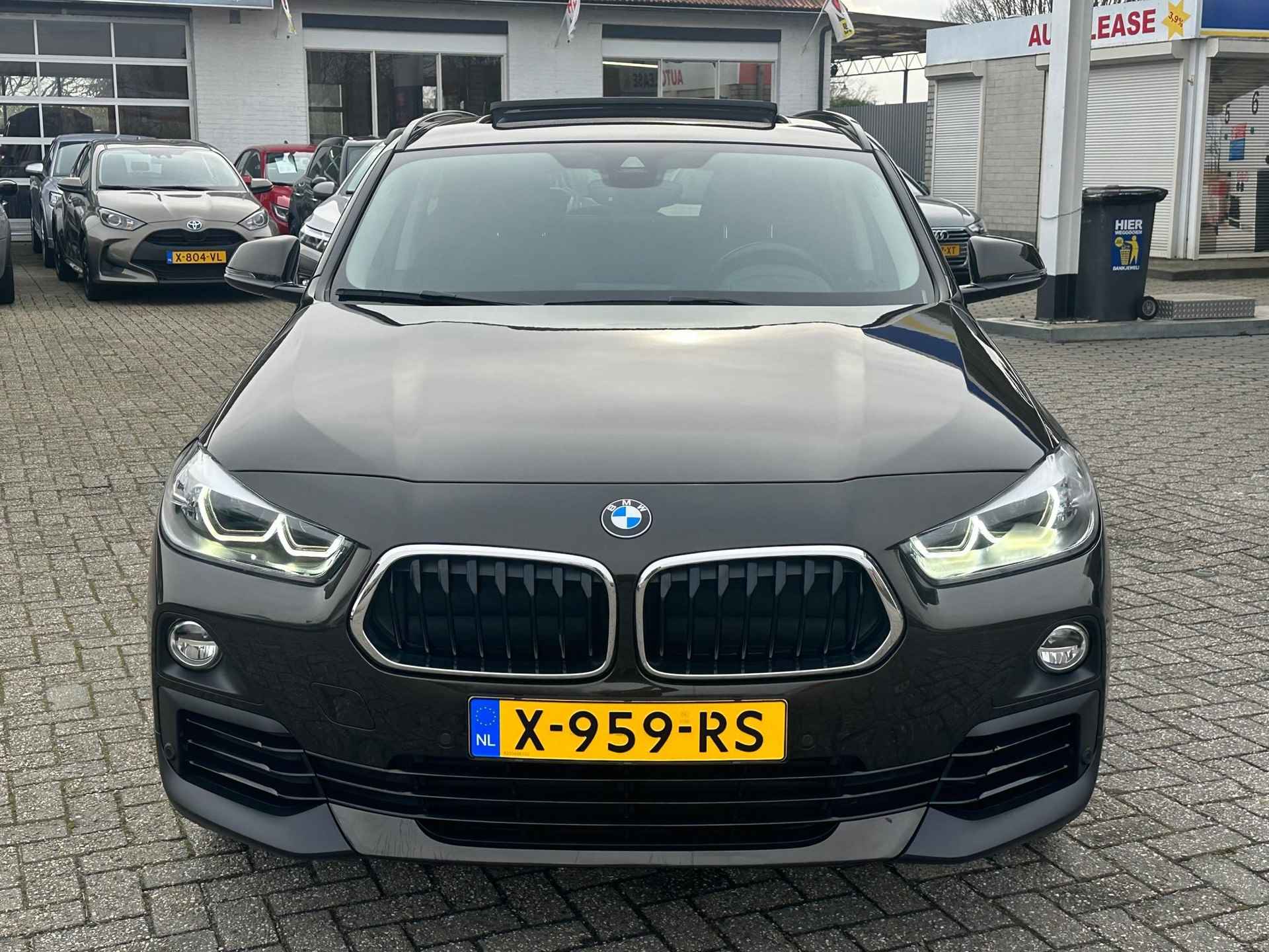 BMW X2 sDrive18i High Executive NAVI | PANO | KLIMA. BOVAG GARANTIE! - 10/33