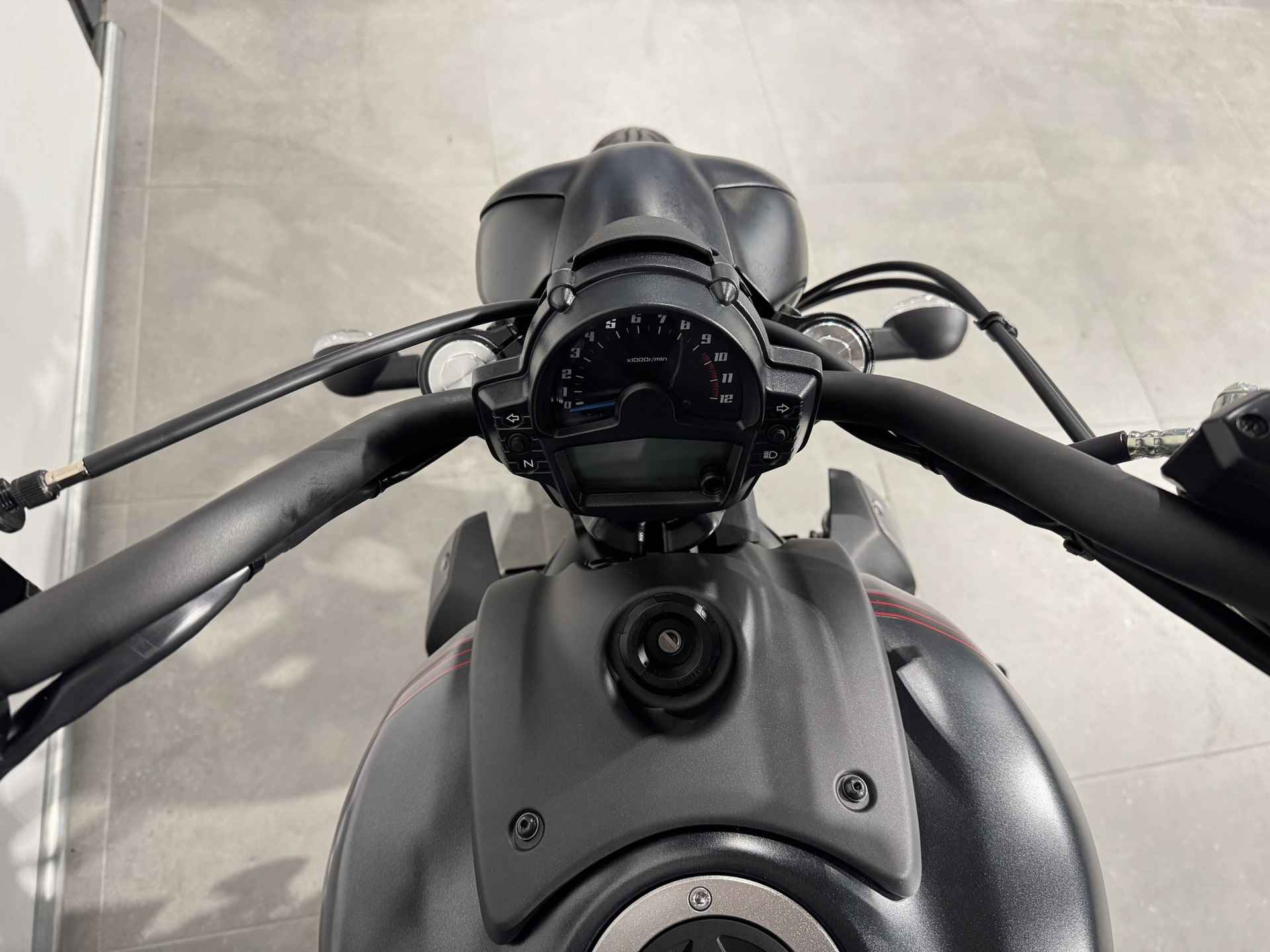 Kawasaki VULCAN S ABS - 10/11