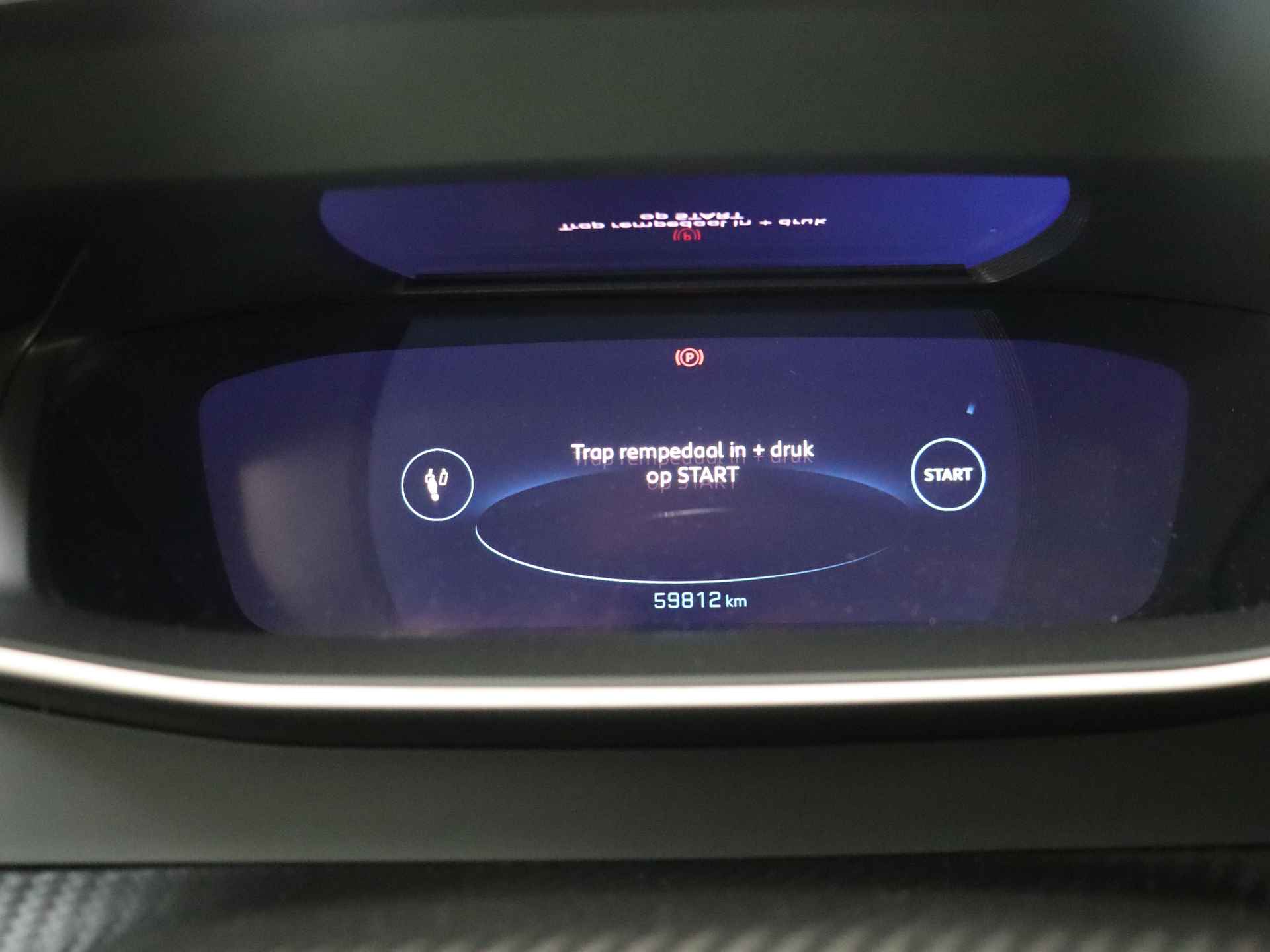 Peugeot 208 1.2 PureTech Allure 101 pk Automaat | Panorama dak | Climate Control | Lichtmetalen Velgen - 8/32