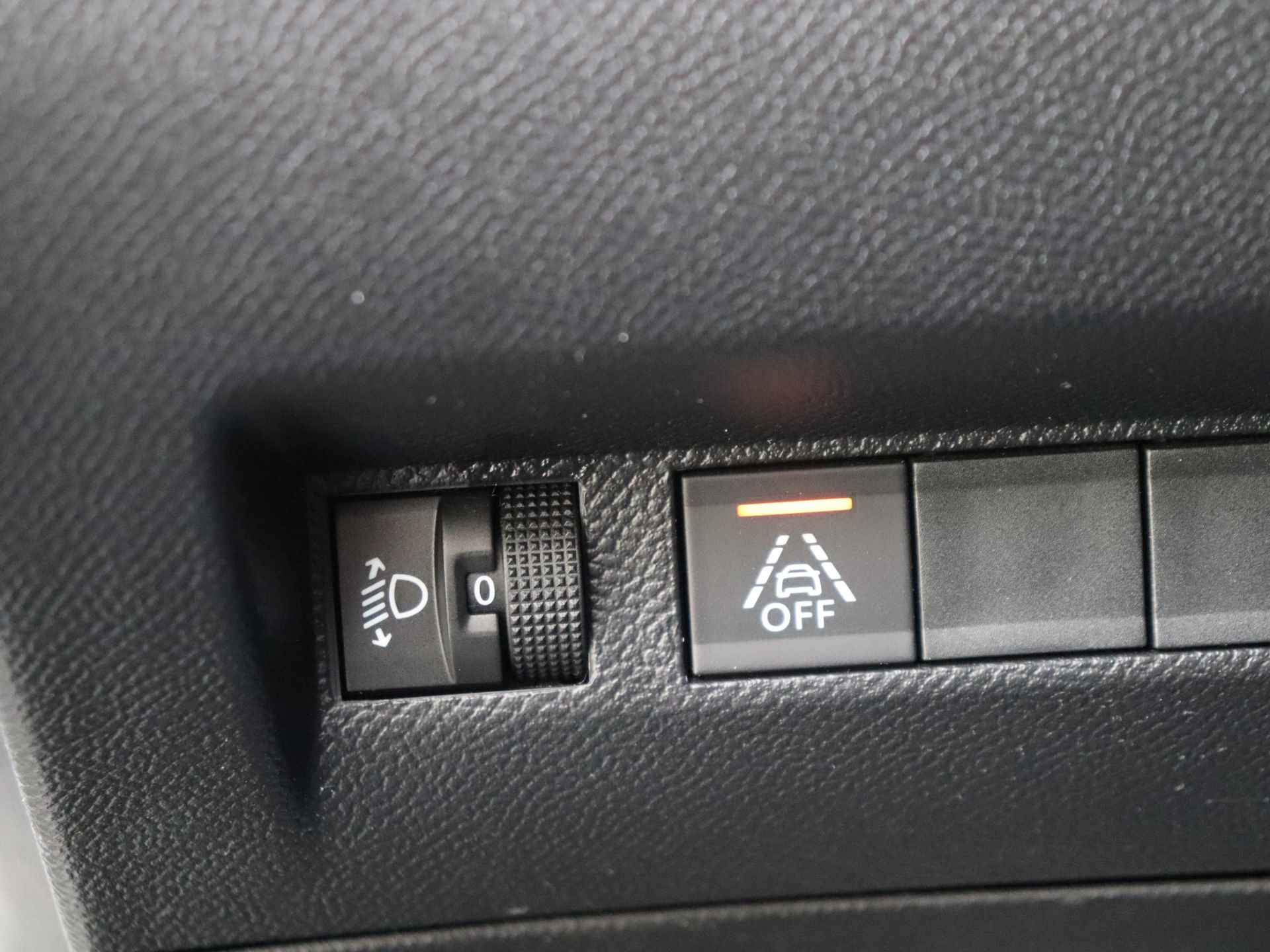 Peugeot 208 1.2 PureTech Allure 101 pk Automaat | Panorama dak | Climate Control | Lichtmetalen Velgen - 25/32