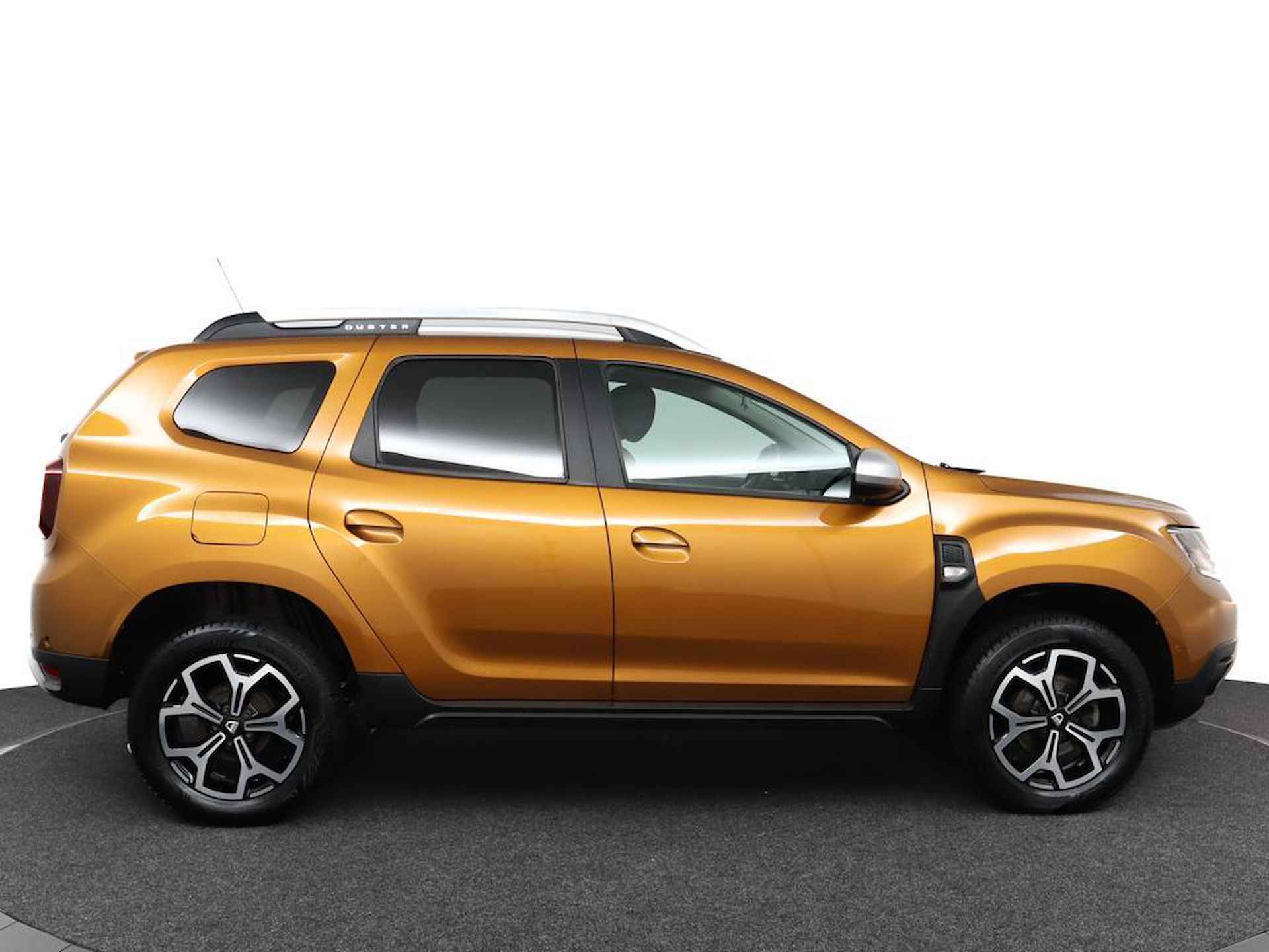 Dacia Duster 1.2 TCe Prestige | Trekhaak | 1500kg trekgewicht | Lage km. stand | 360 Camera | Navigatie | Parkeersensoren voor en achter| - 6/47