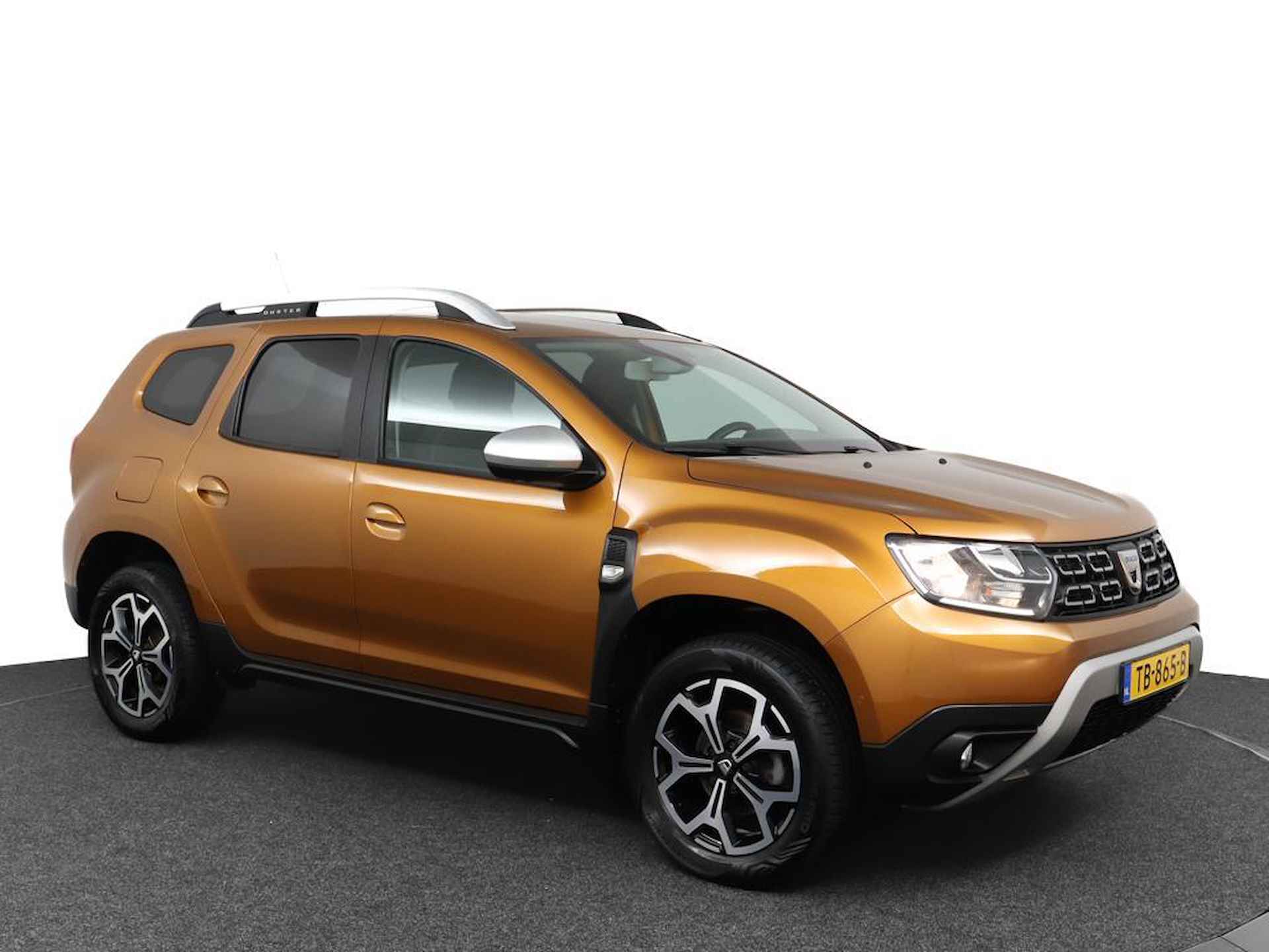 Dacia Duster 1.2 TCe Prestige | Trekhaak | 1500kg trekgewicht | Lage km. stand | 360 Camera | Navigatie | Parkeersensoren voor en achter| - 7/47