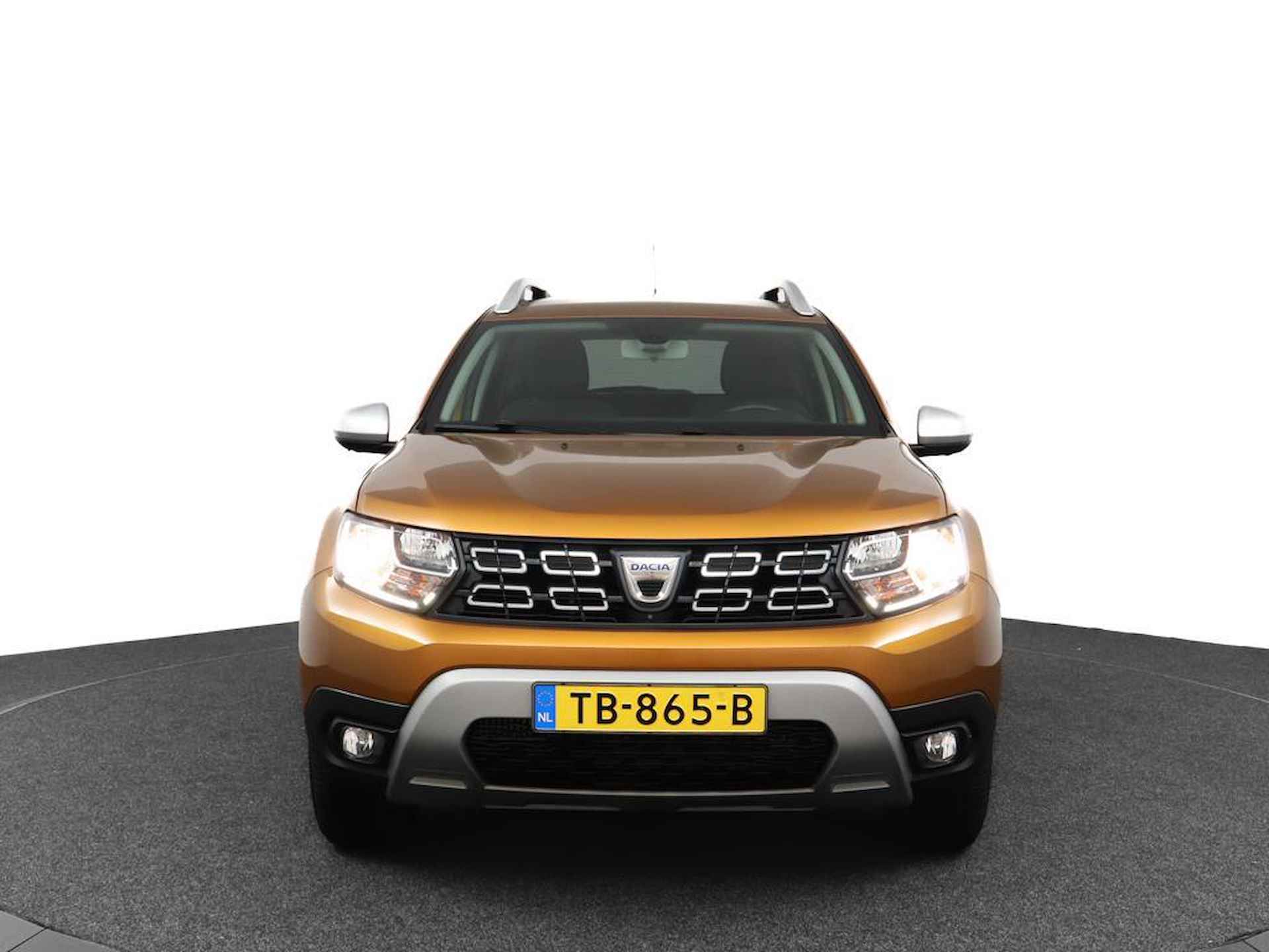 Dacia Duster 1.2 TCe Prestige | Trekhaak | 1500kg trekgewicht | Lage km. stand | 360 Camera | Navigatie | Parkeersensoren voor en achter| - 8/47