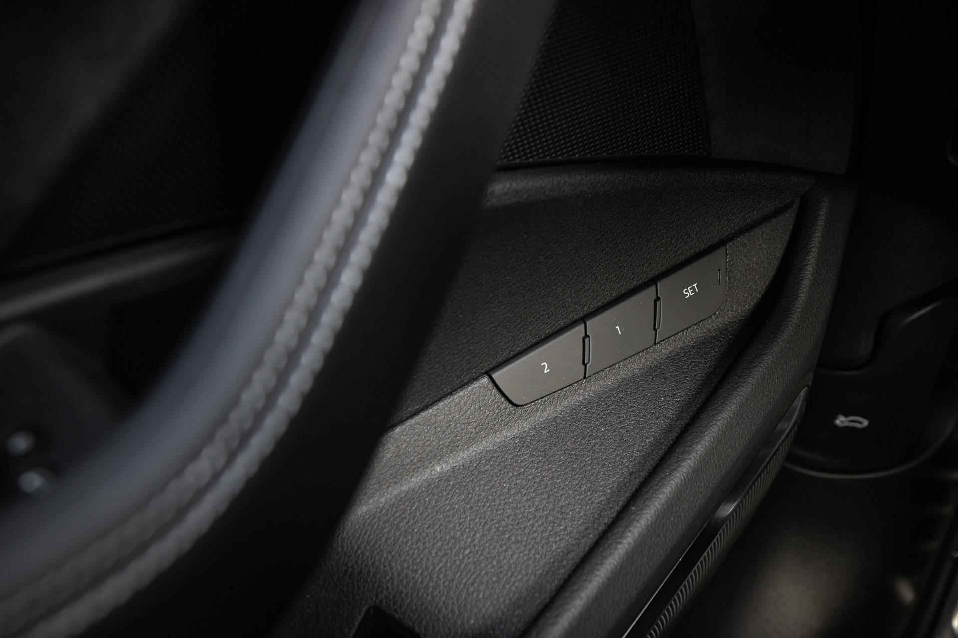 Audi Q8 e-tron 55 quattro 408pk S Edition 115 kWh | Panoramadak | B&O | Luchtvering | Sportstoelen | 22" Velgen - 21/47