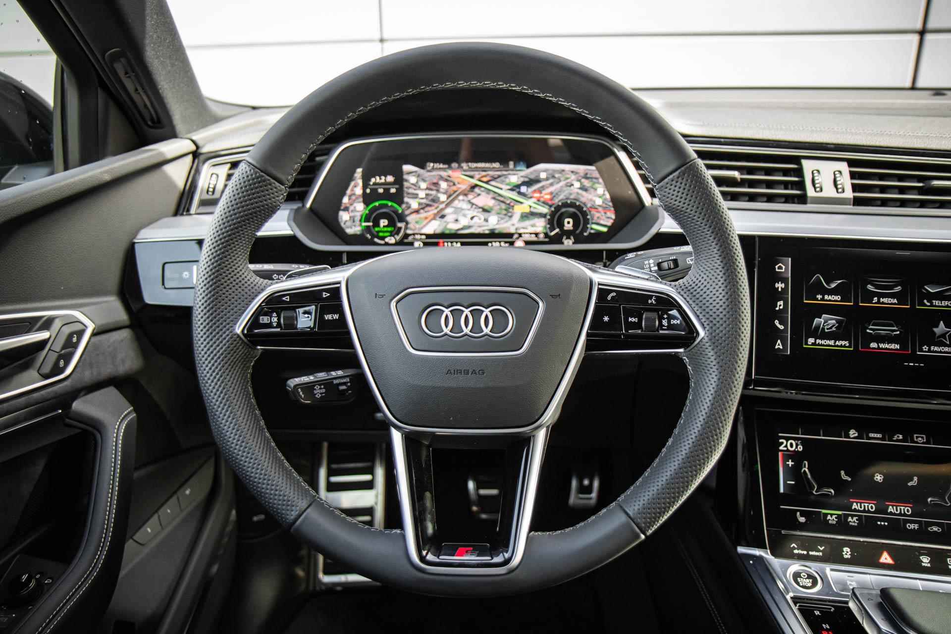 Audi Q8 e-tron 55 quattro 408pk S Edition 115 kWh | Panoramadak | B&O | Luchtvering | Sportstoelen | 22" Velgen - 22/47