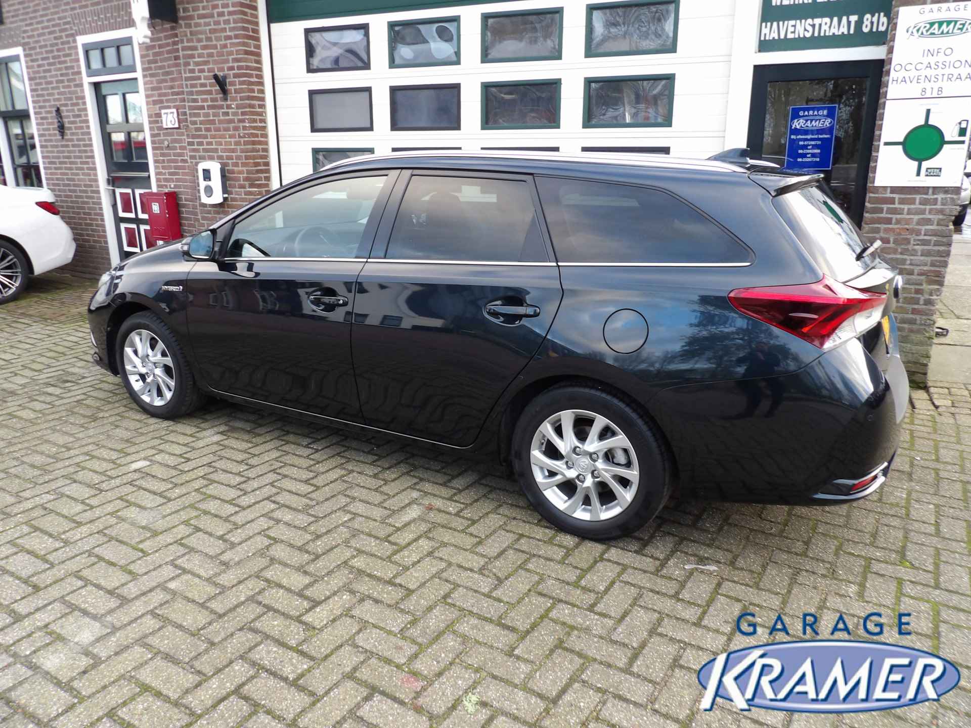 Toyota Auris Touring Sports 1.8 Hybrid Lease pro - 5/33