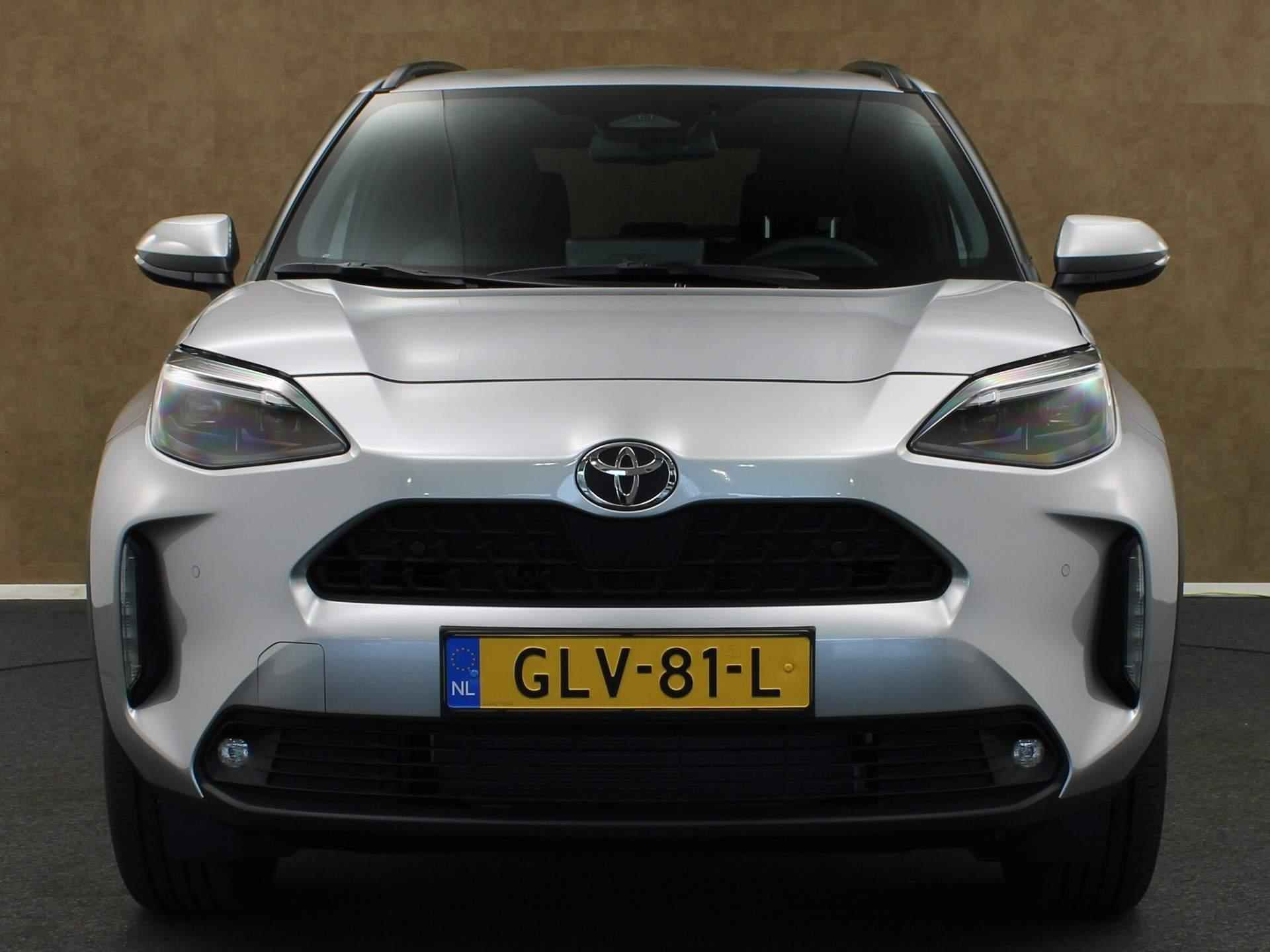 Toyota Yaris Cross 1.5 Hybrid 130 Team D - 130 PK - PARKEERSENSOREN VOOR EN ACHTER - ADAPTIVE CRUISE CONTROL - STUUR, STOEL EN VOORRUIT VERWARMING - DODE HOEK DETECTIE - ACHTERUITRIJ CAMERA - 8/38