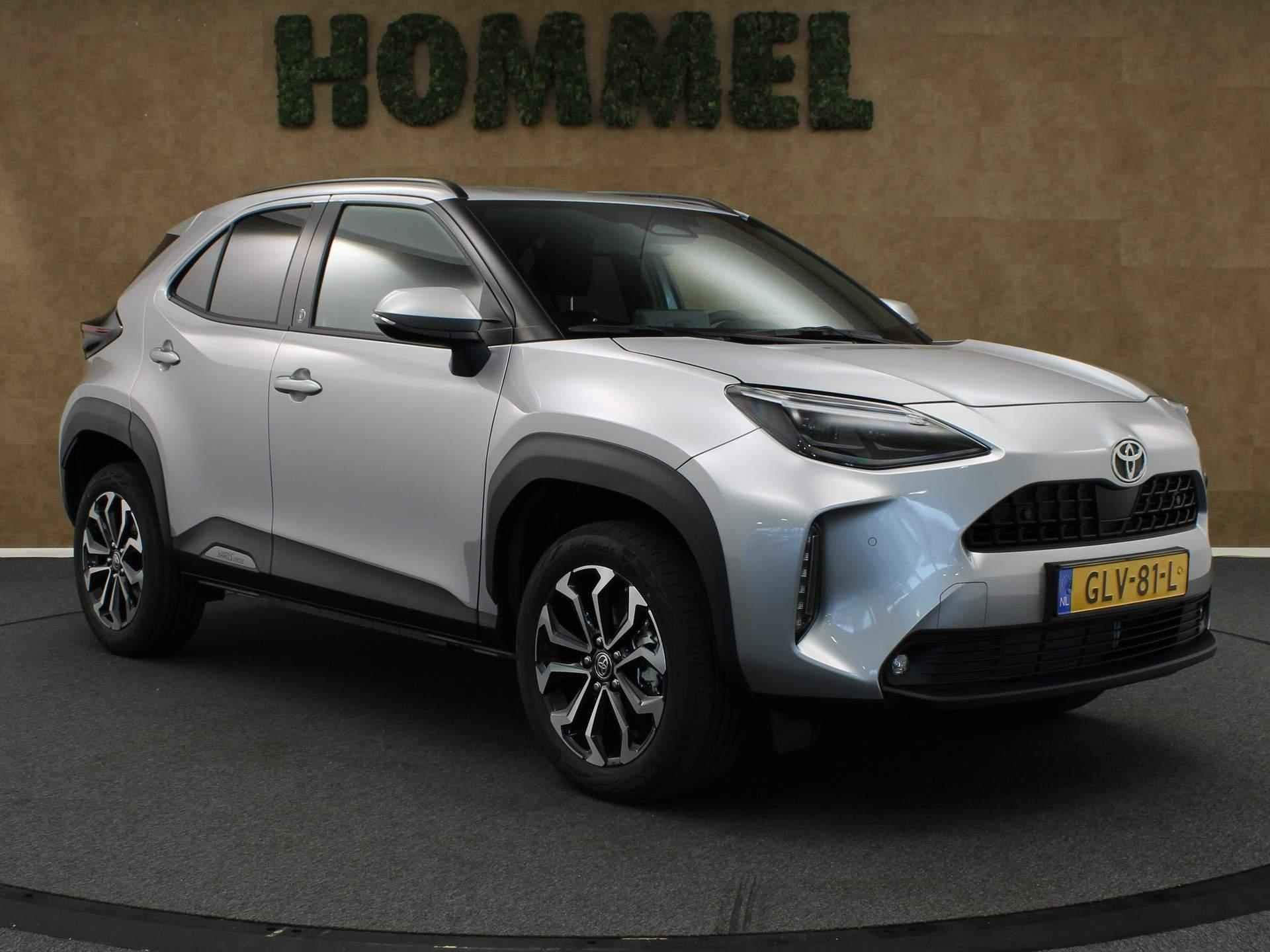 Toyota Yaris Cross 1.5 Hybrid 130 Team D - 130 PK - PARKEERSENSOREN VOOR EN ACHTER - ADAPTIVE CRUISE CONTROL - STUUR, STOEL EN VOORRUIT VERWARMING - DODE HOEK DETECTIE - ACHTERUITRIJ CAMERA - 3/38