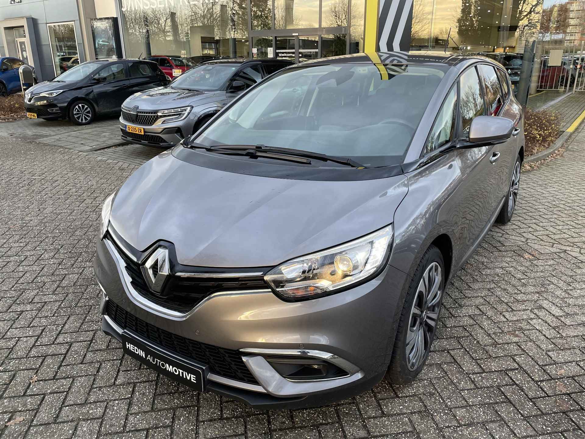 Renault Grand Scénic 140pk Automaat "Adapt Cruise, Carplay/Android Auto, Sensoren" - 2/24