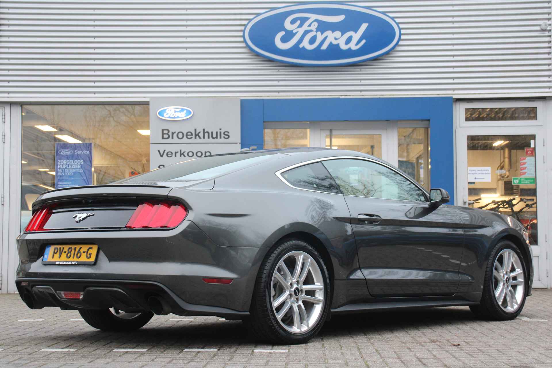 Ford Mustang 2.3EB AUTOMAAT | CUSTOM PACK | UNIEK! | LEDER | ELEKT. STOELEN | NAVI | CAMERA | CLIMA | STOELVERWARMING & KOELING | CRUISE | PA - 3/36