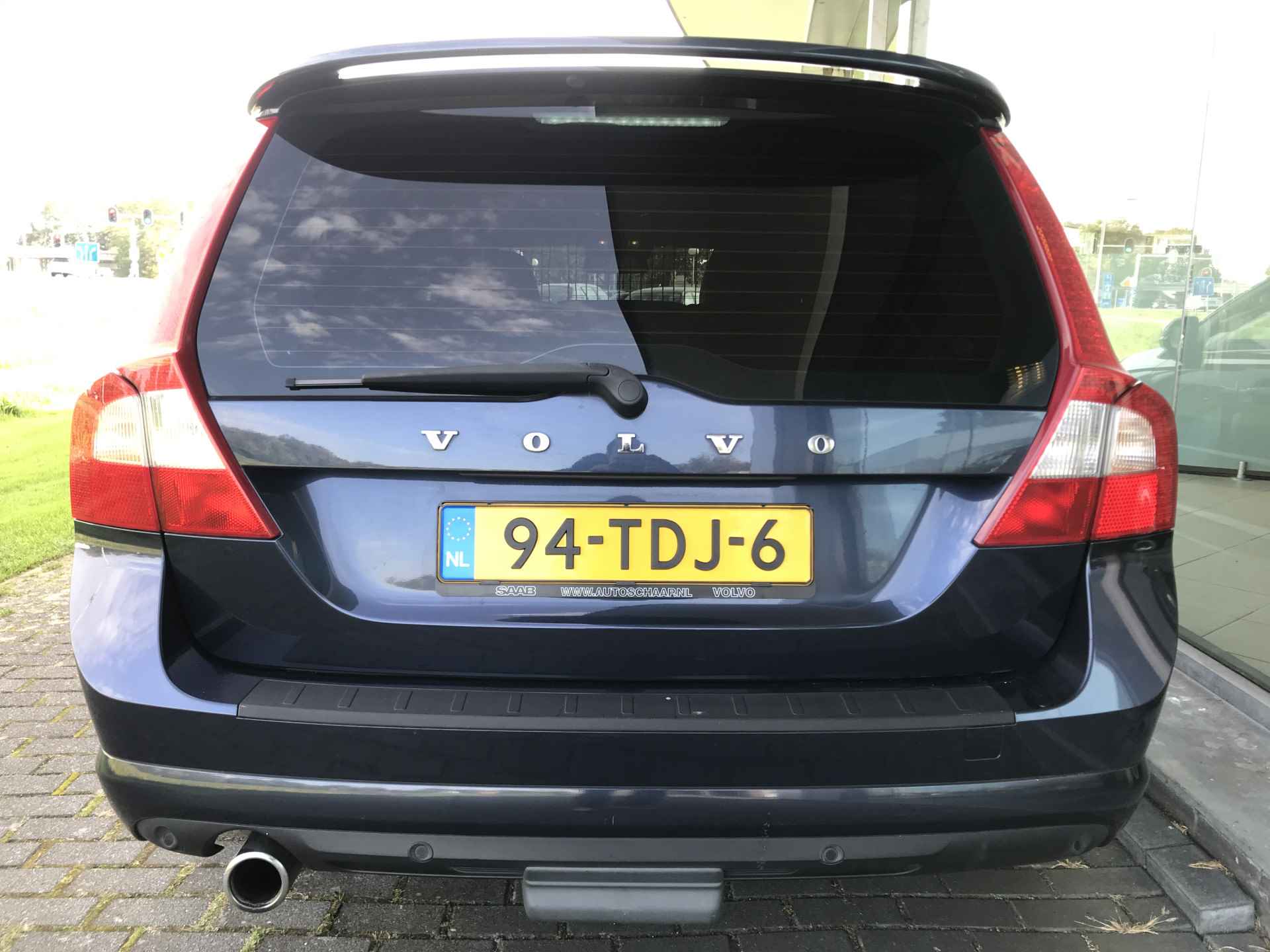 Volvo V70 2.0 D3 Limited Edition Automaat | Rijklaar incl garantie | Adaptieve cruise Trekhaak Schuifdak Xenon - 5/12