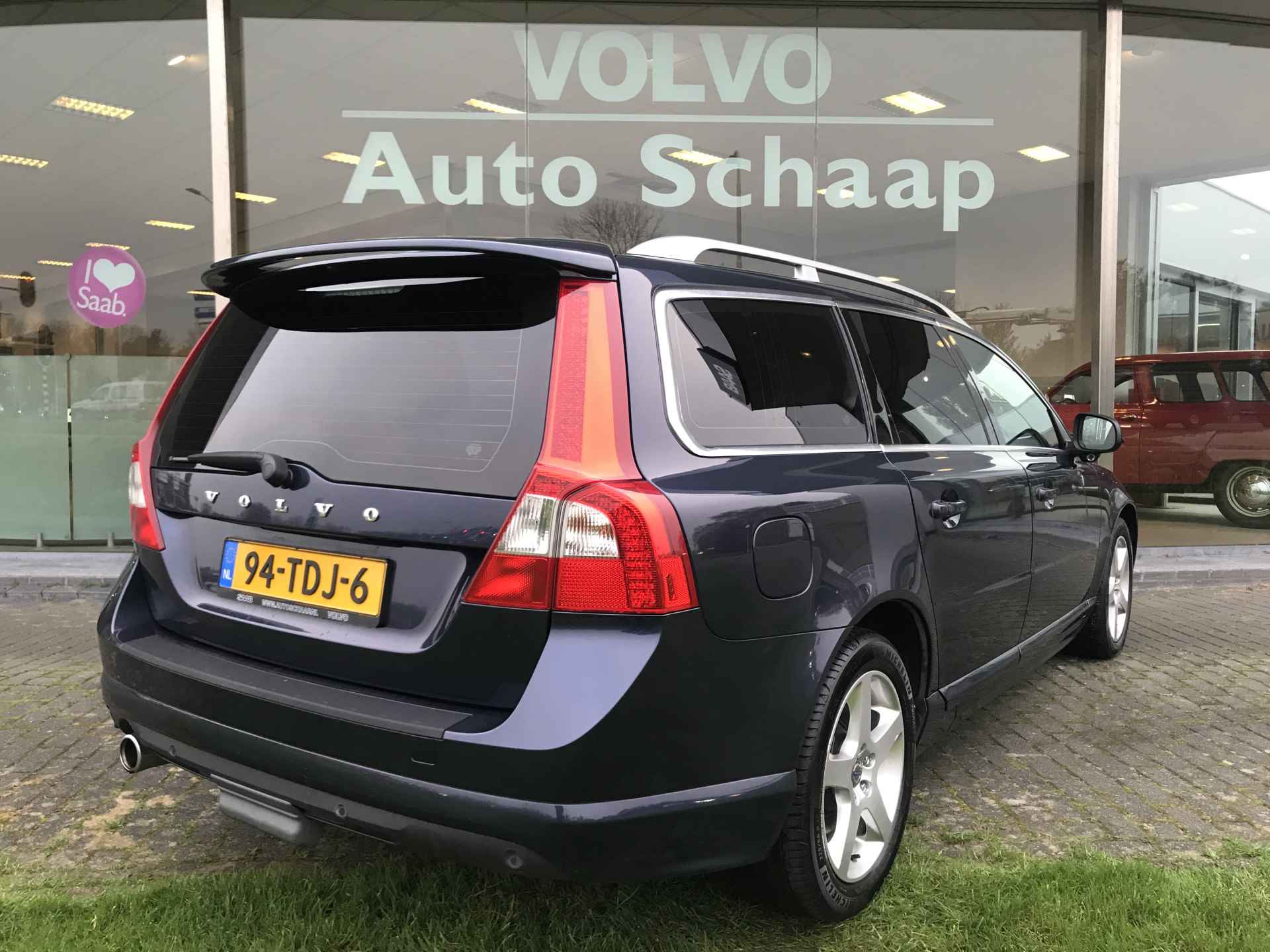 Volvo V70 2.0 D3 Limited Edition Automaat | Rijklaar incl garantie | Adaptieve cruise Trekhaak Schuifdak Xenon - 5/36