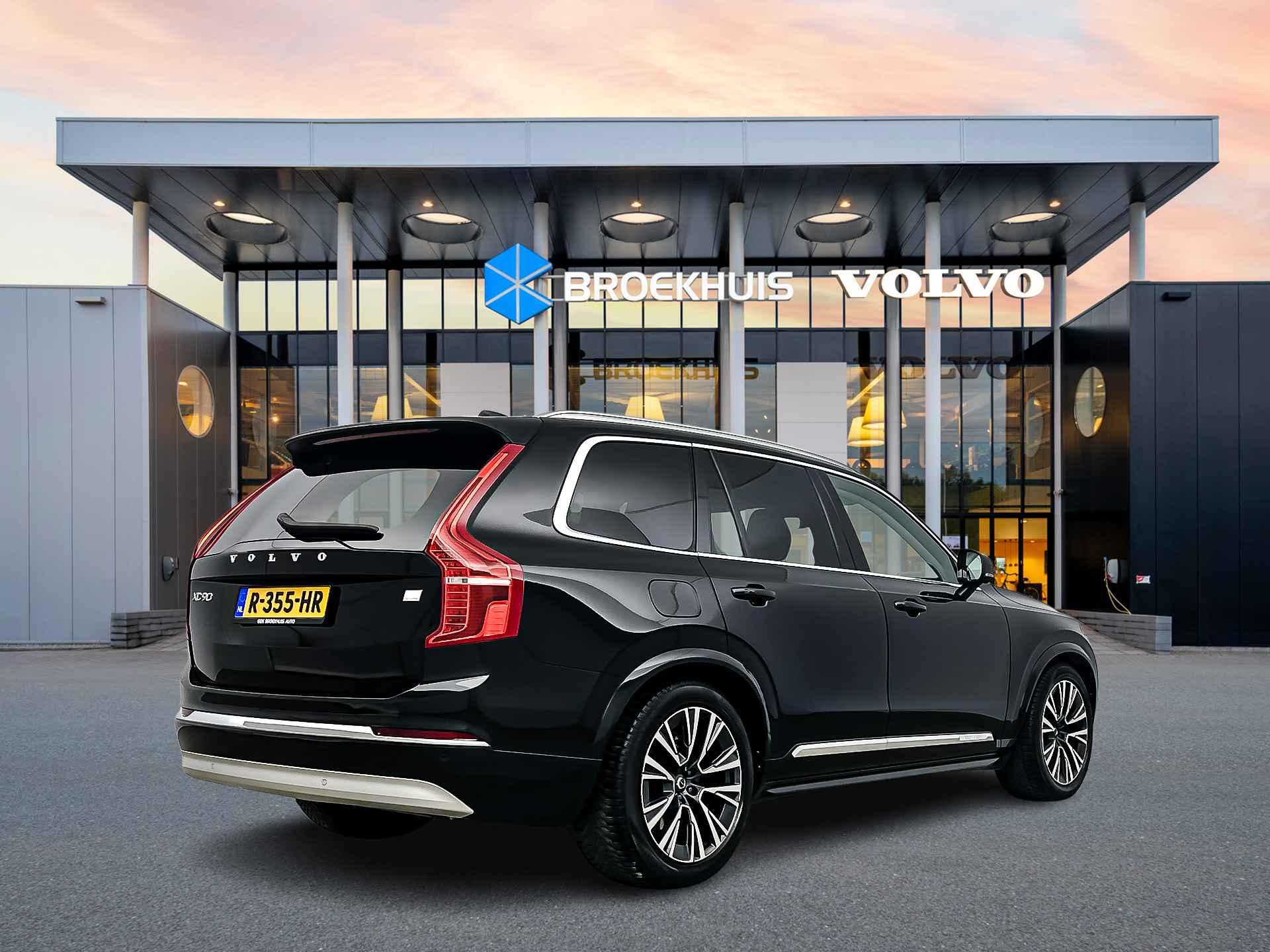 Volvo XC90 T8 Recharge AWD Inscription | 20'' | Luchtvering | 360 Camera | Head-up | Harman Kardon | Panoramadak - 4/37