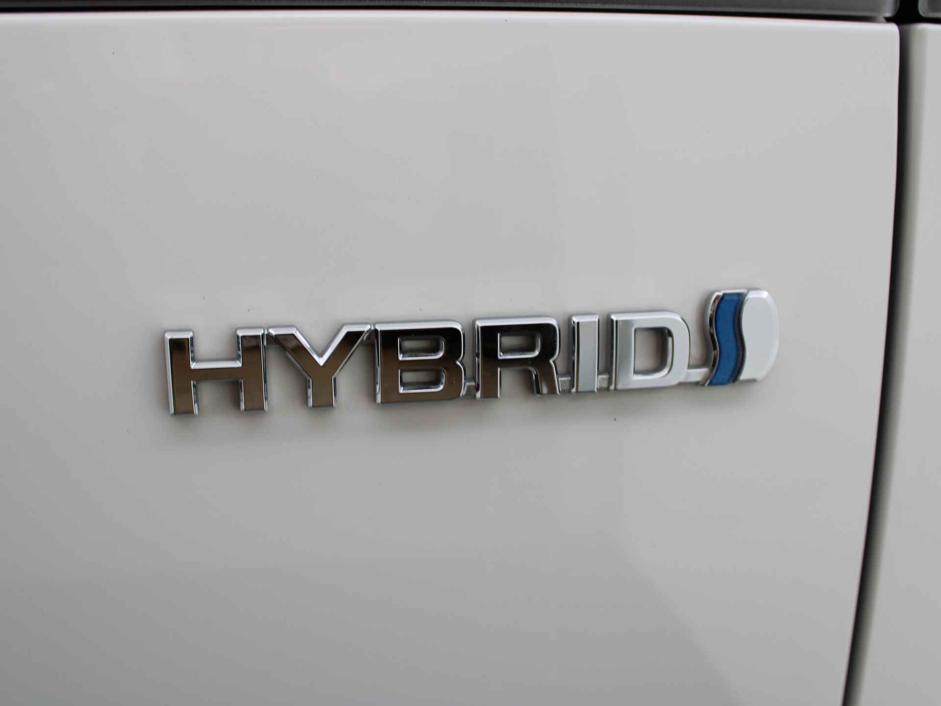 Toyota Corolla Cross Hybrid 200 Executive Leder / Trekhaak - 50/55