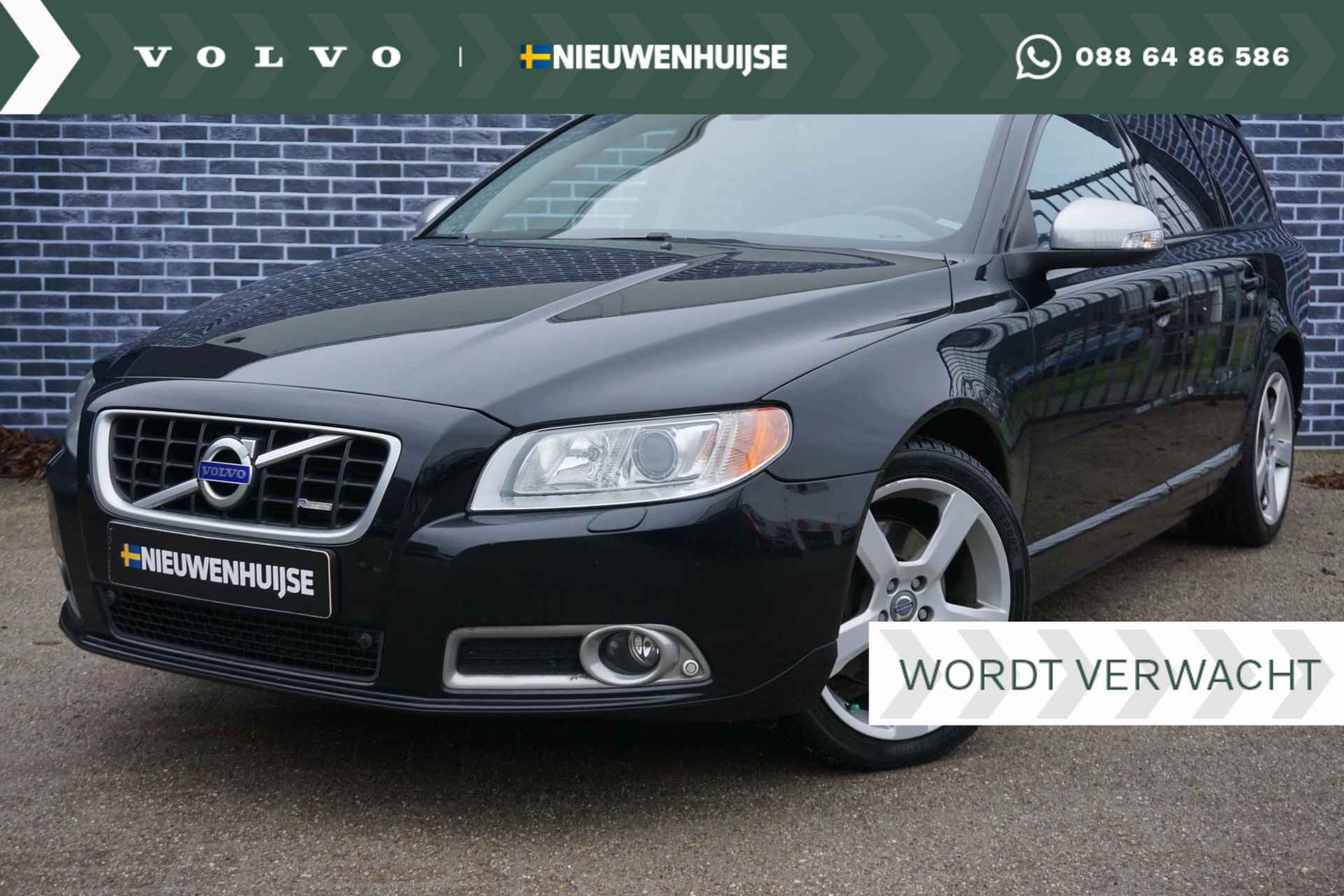 Volvo V70 2.0T R-Edition | stoelverwarming | Navigatie | Regen sensor | High Performance Audio | Actieve bochtverlichting | Xenon | Leder | Dakrails | Bluetooth | - 1/19