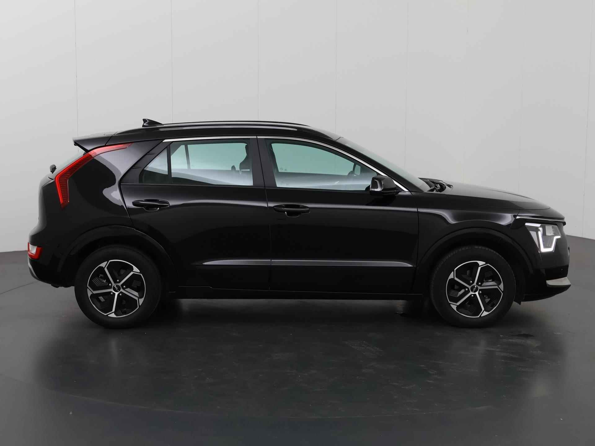 Kia Niro HEV 1.6 GDi Hybrid DynamicLine | Navigatie | Adaptieve Cruise Control | Keyless | Climate control | Parkeercamera - 7/39