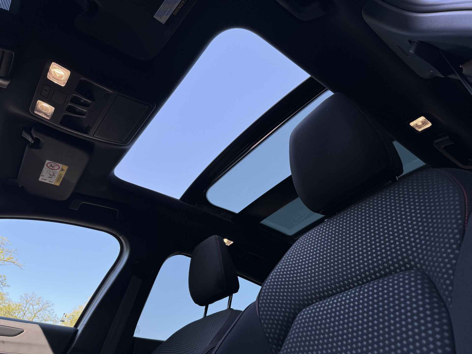 Ford Focus Wagon 1.0EB HYBRID | VOL! | PANO DAK | 18'' LMV | ELEKTR KLEP | ADAPTIVE CRUISE | WINTERPACK | ORIGINEEL NL | HEAD UP | - 19/51