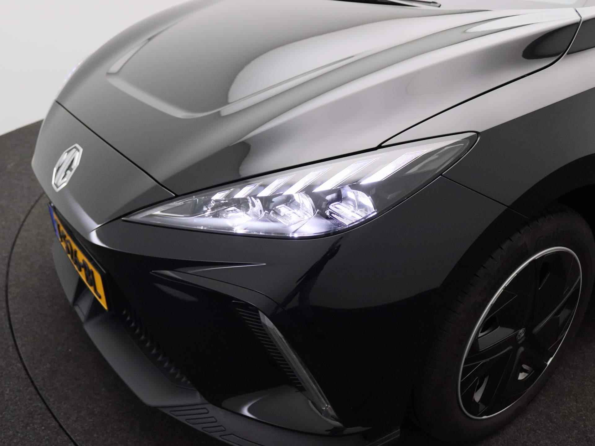 MG 4 Long Range Luxury 64 kWh | Navi | Led Koplampen | 360 Camera | Apple CarPlay | - 7/26