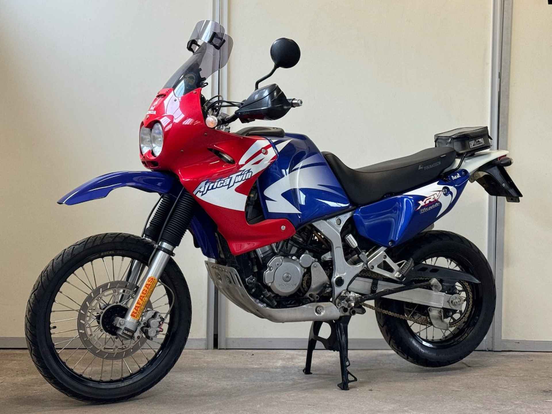 HONDA Xrv 750 Africa Twin Rd07 Collectors Item - 2/23