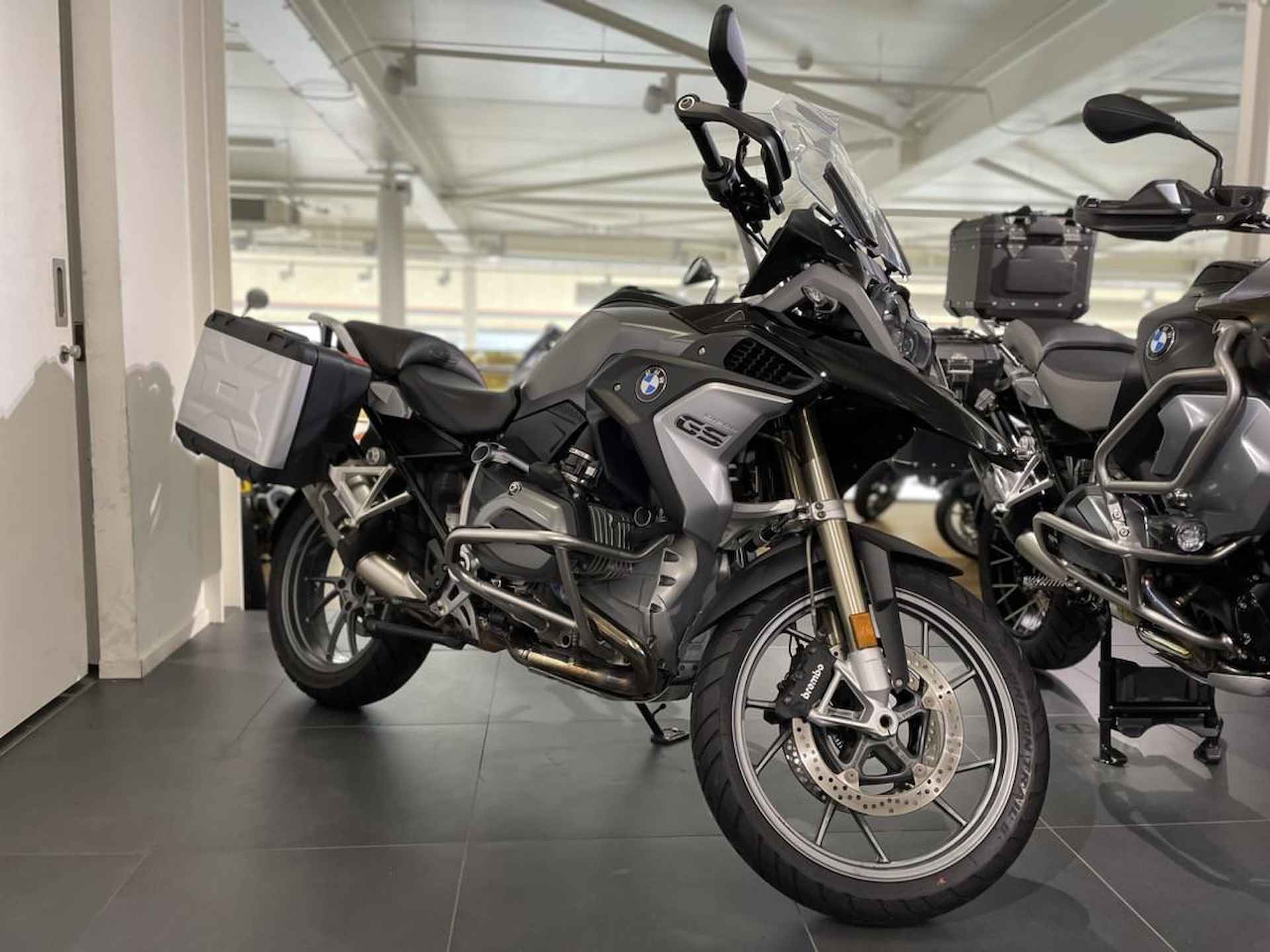 BMW  R 1200 GS Black Storm - 2/4