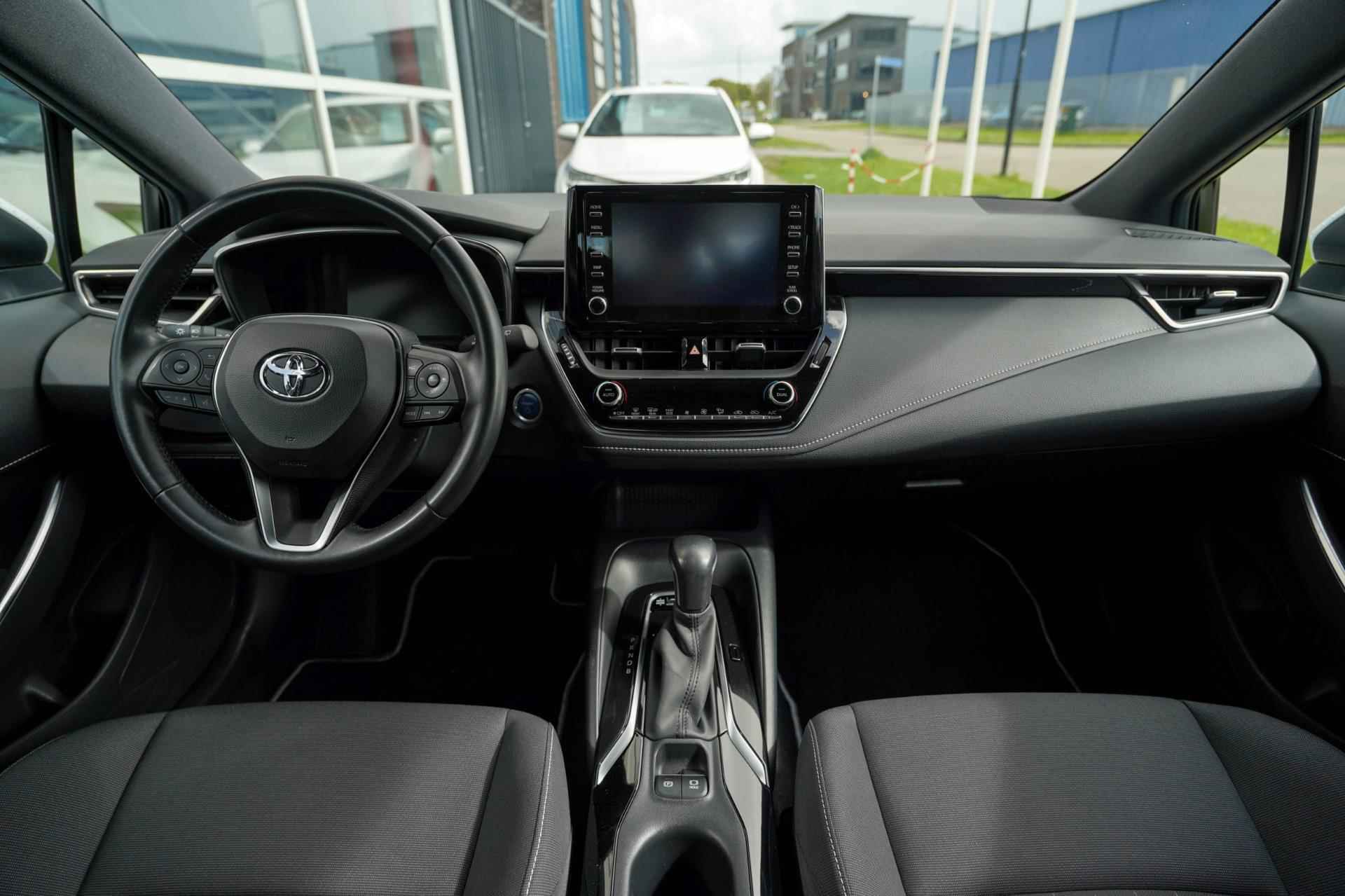 Toyota Corolla 1.8 Hybrid Dynamic |Apple Carplay|Navi|Camera - 10/38