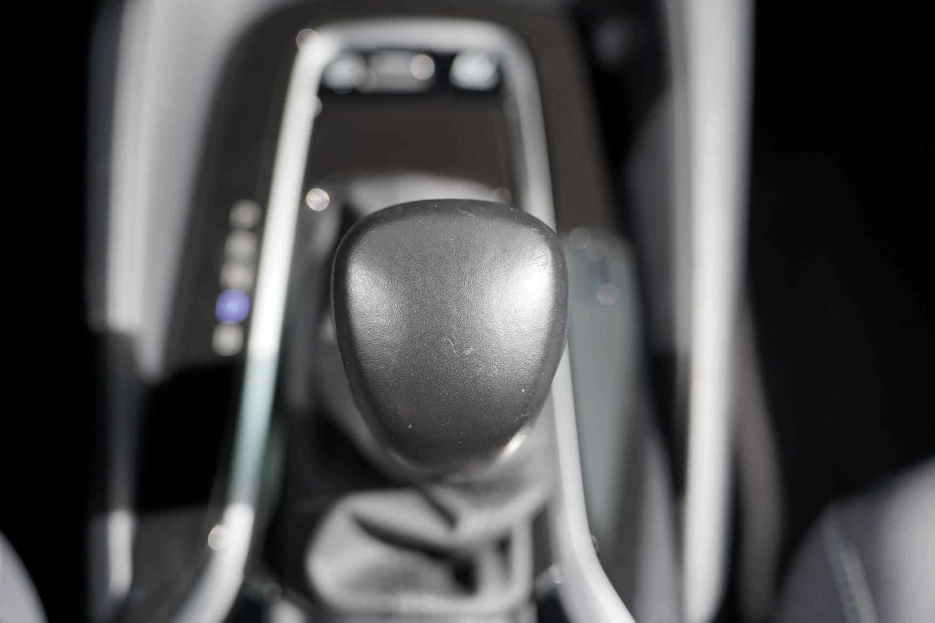 Toyota Corolla 1.8 Hybrid Dynamic |Apple Carplay|Navi|Camera - 27/38