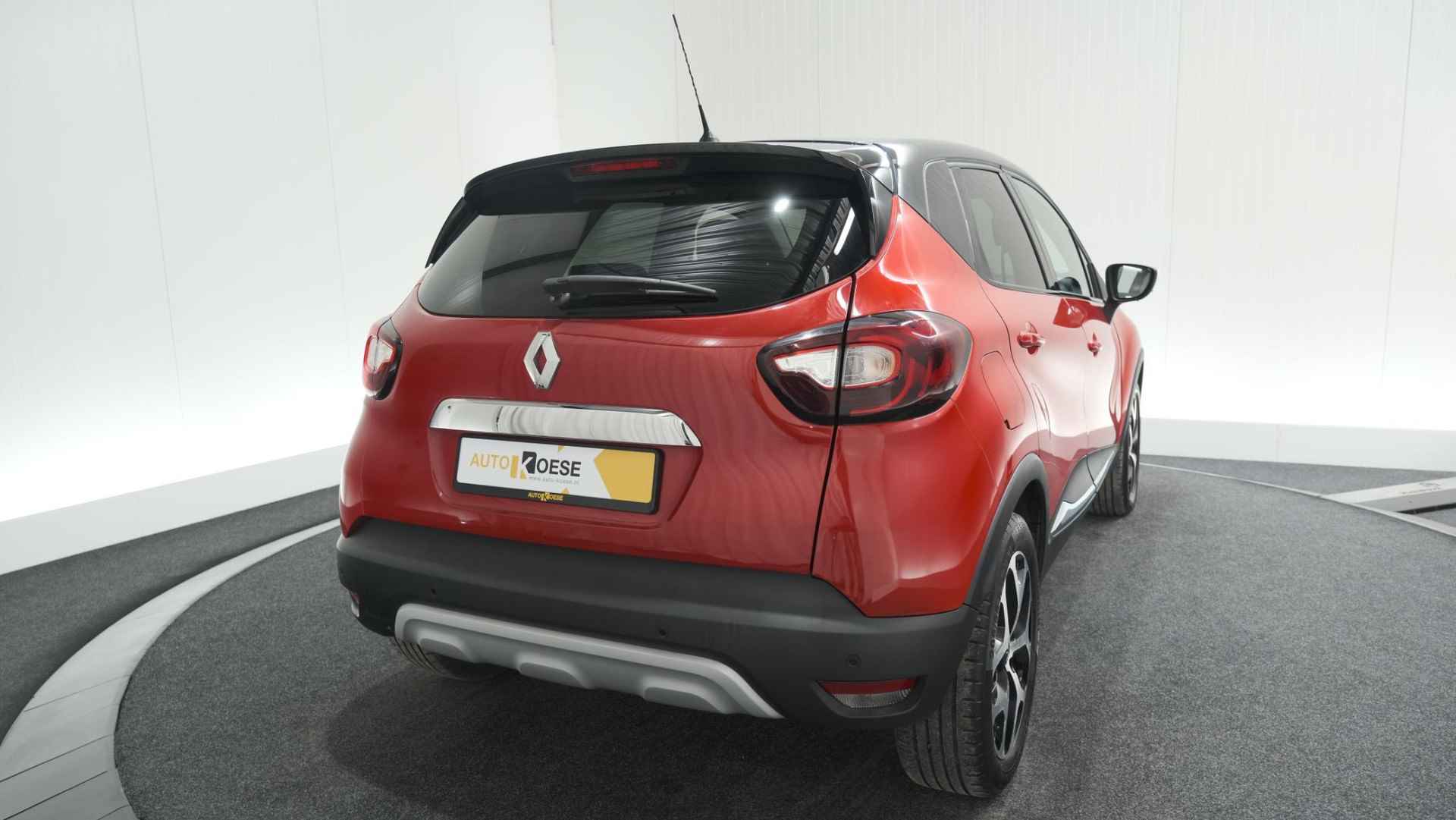 Renault Captur TCe 90 Intens | Parkeersensoren | Navigatie | Climate Control | 17 Inch Lichtmetalen Velgen - 48/62