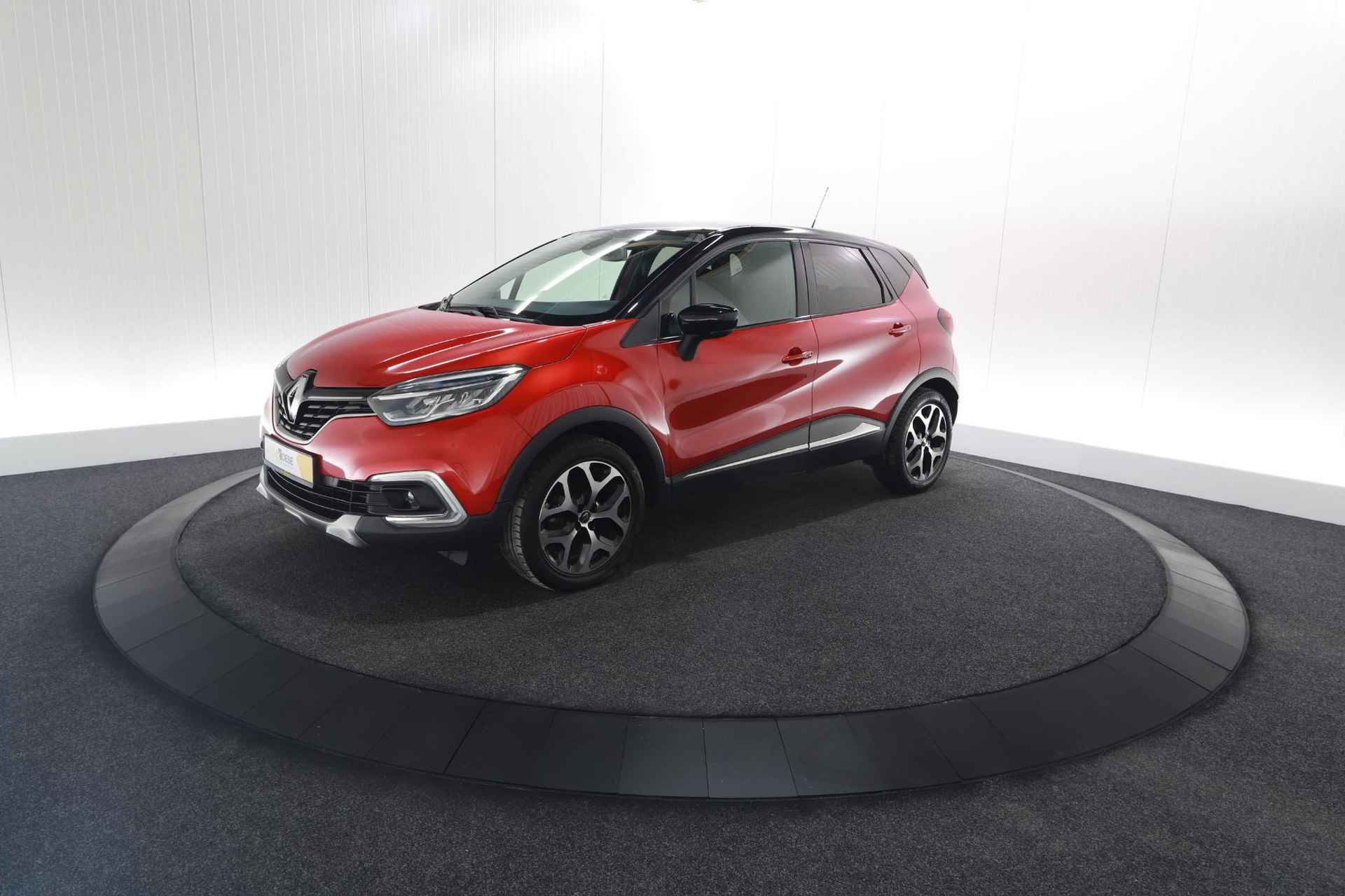 Renault Captur TCe 90 Intens | Parkeersensoren | Navigatie | Climate Control | 17 Inch Lichtmetalen Velgen - 58/62