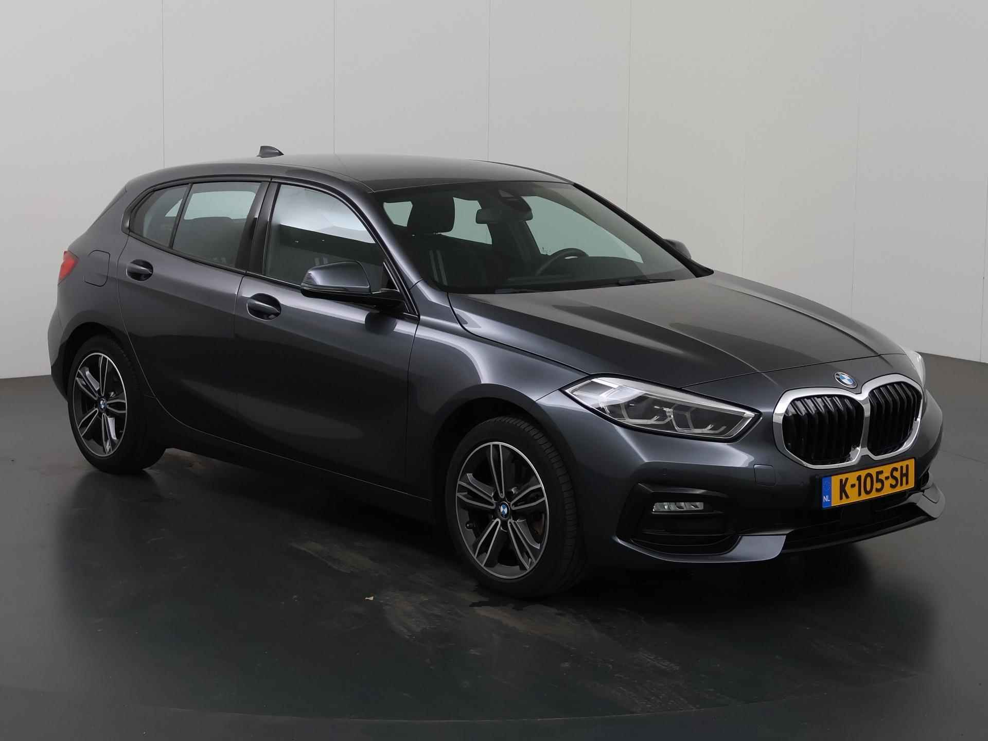 BMW 1-serie 118i Executive Sport | Trekhaak | Sportstoelen | Virtual Cockpit | Keyless Go | Navigatie | Parkeersensoren | - 24/39