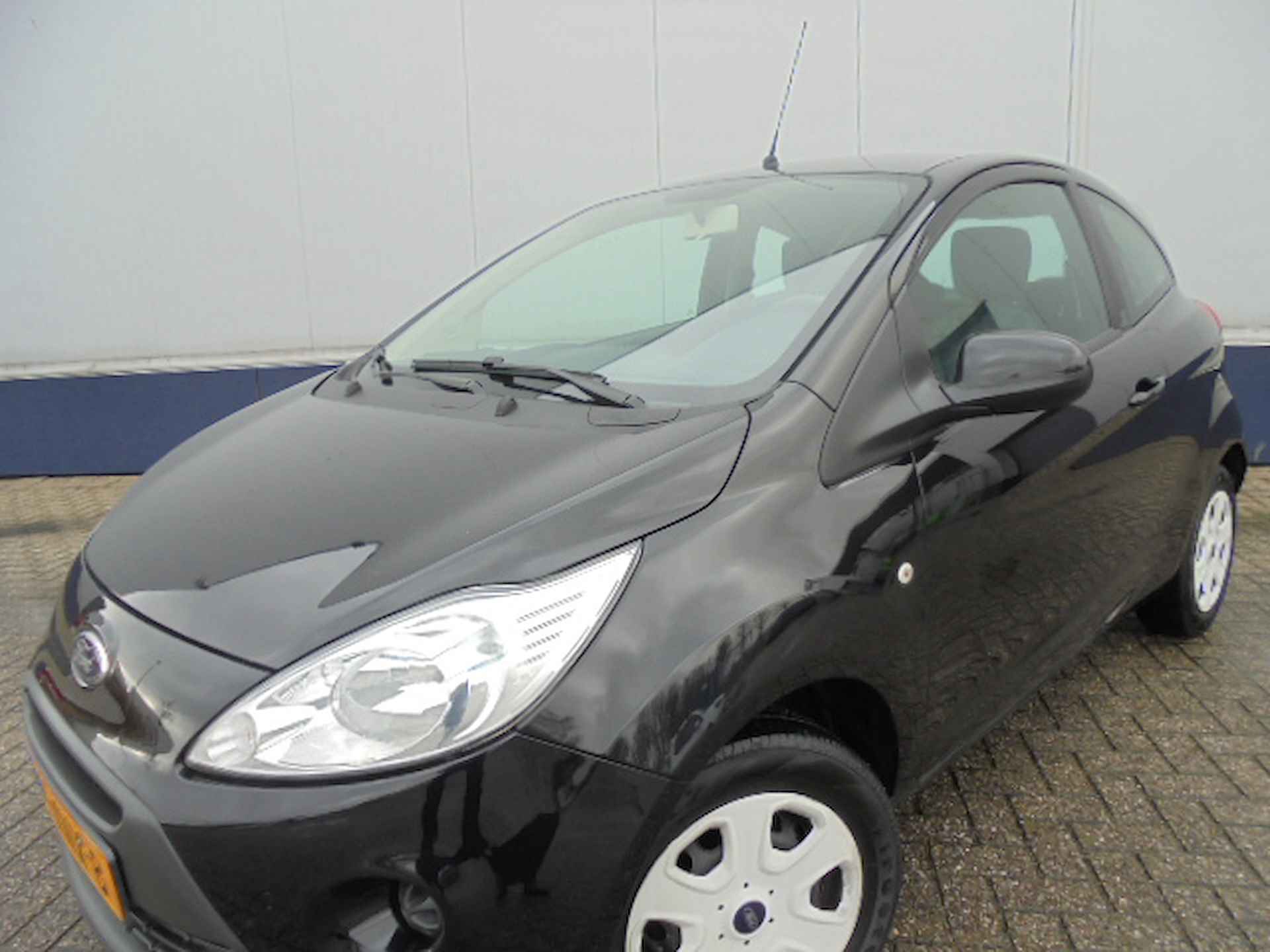 Ford Ka 1.2 69pk Cool & Sound  Airconditioning - 8/20