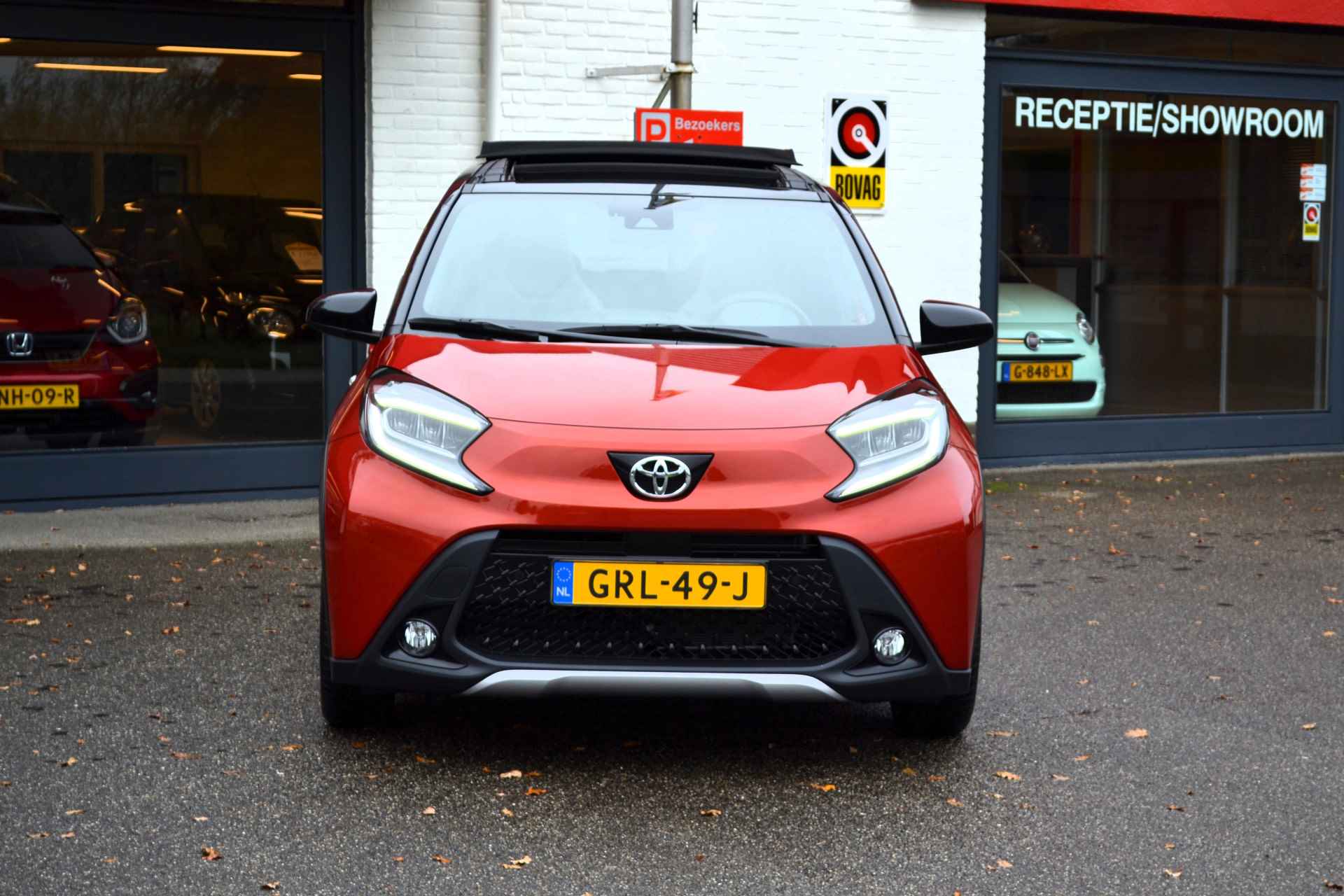 Toyota Aygo X 1.0 VVT-i Automaat, Envy, Limited, Navi, Camera, Pdc V + A, Open dak ! 4.000 km Nieuwstaat ! - 19/43