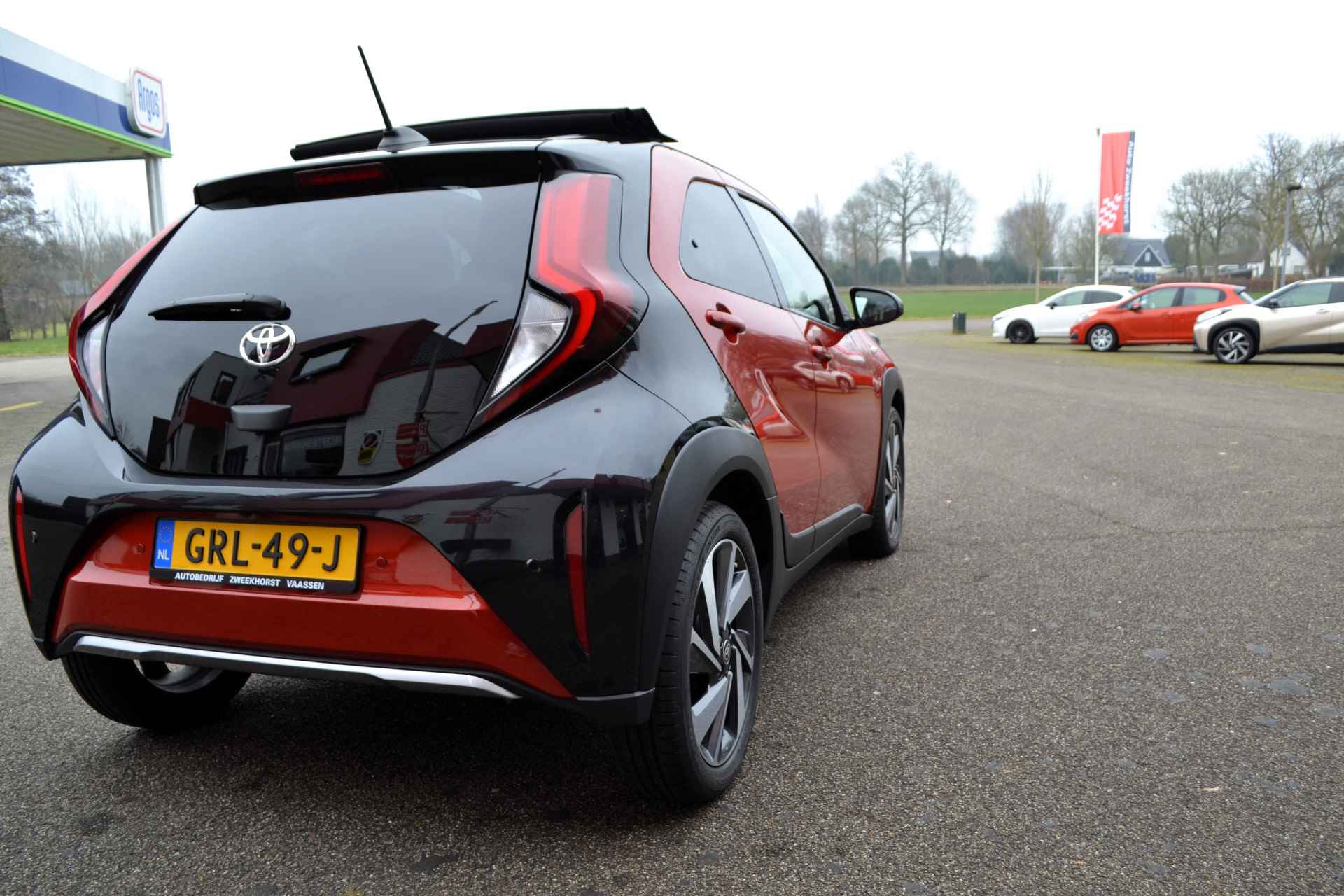 Toyota Aygo X 1.0 VVT-i Automaat, Envy, Limited, Navi, Camera, Pdc V + A, Open dak ! 4.000 km Nieuwstaat ! - 40/43