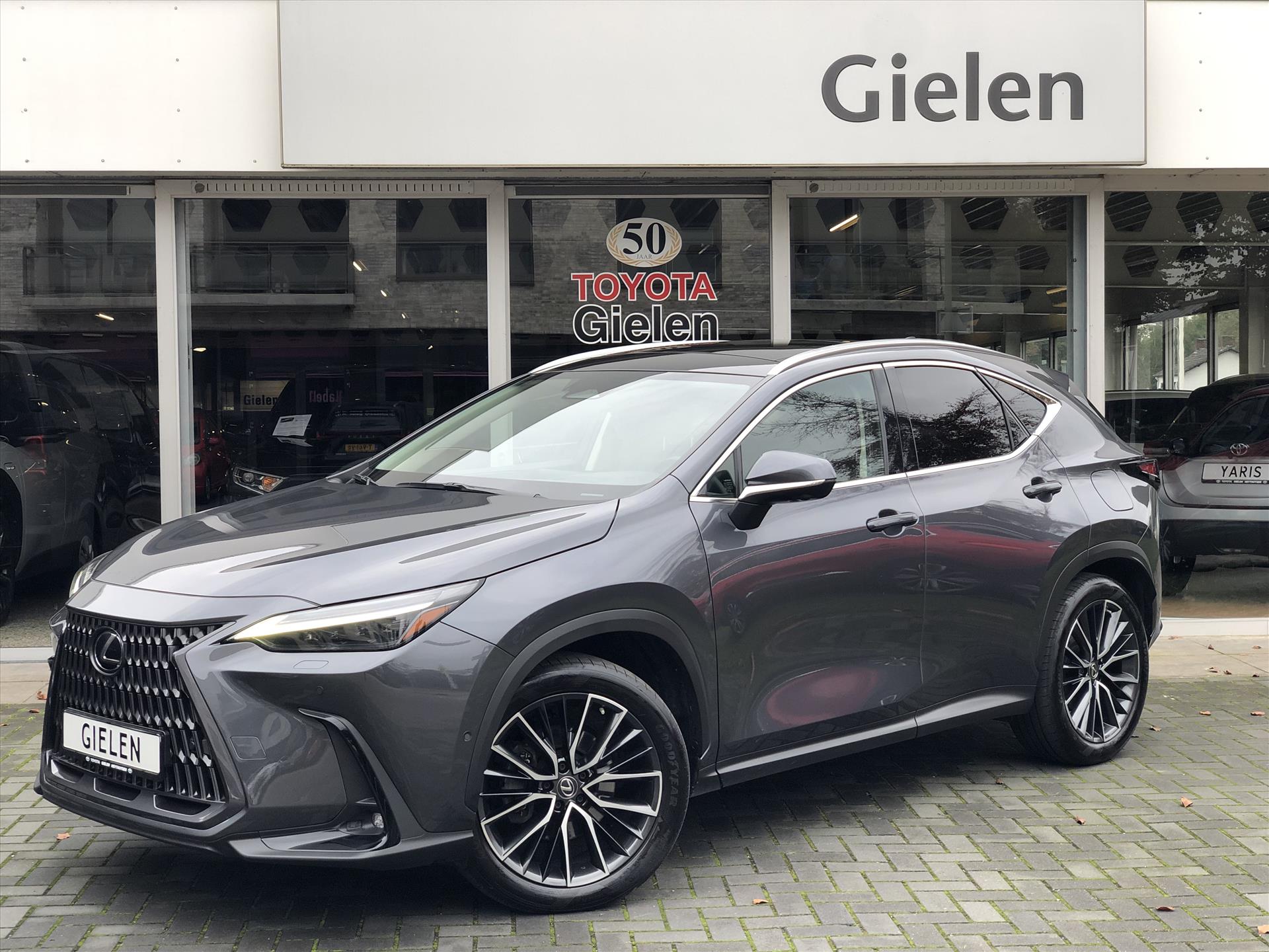 Lexus Nx 350h AWD President Line | Trekhaak, Panoramadak, Mark Levinson, 360 Camera, HUD, 20 inch, Stoelventilatie, Geheugenfunctie