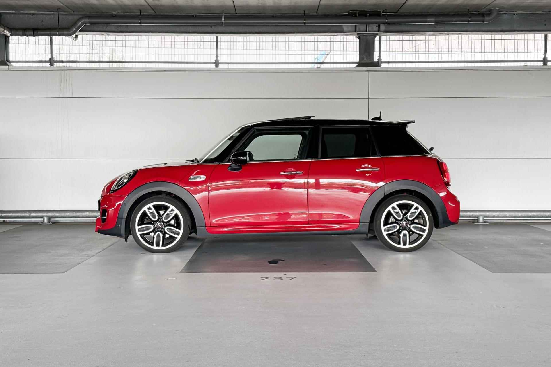 MINI 5-deurs Cooper S Knightsbridge Edition - 2/22