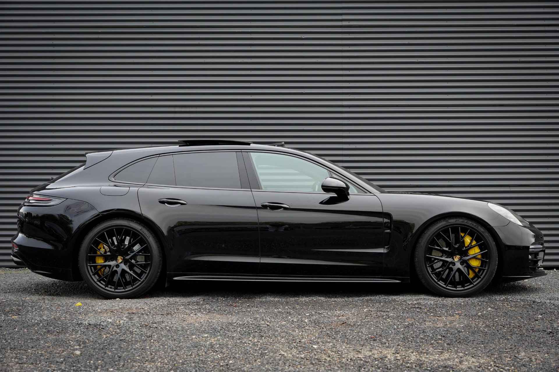 Porsche Panamera Sport Turismo 4.0 GTS / PCCB / Pano / NL Auto / Burmester - 3/65