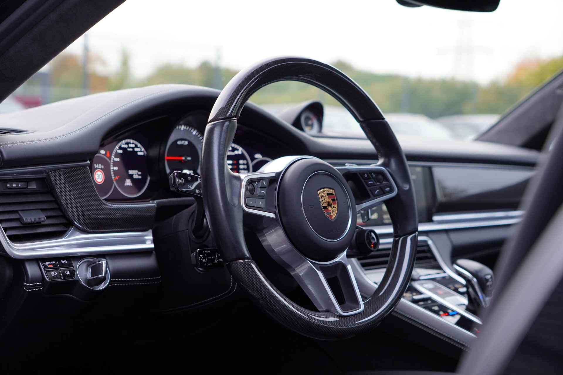 Porsche Panamera Sport Turismo 4.0 GTS / PCCB / Pano / NL Auto / Burmester - 6/65