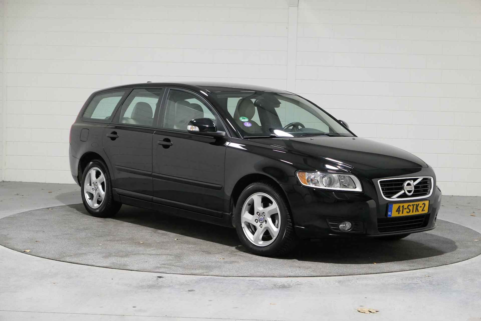 Volvo V50 2.0 Limited Edition, Dealer oh. Leer, Climate, Navi, Cruise, enz. enz. ..  VERZORGDE en GEKOESTERDE Stationcar .. - 5/42