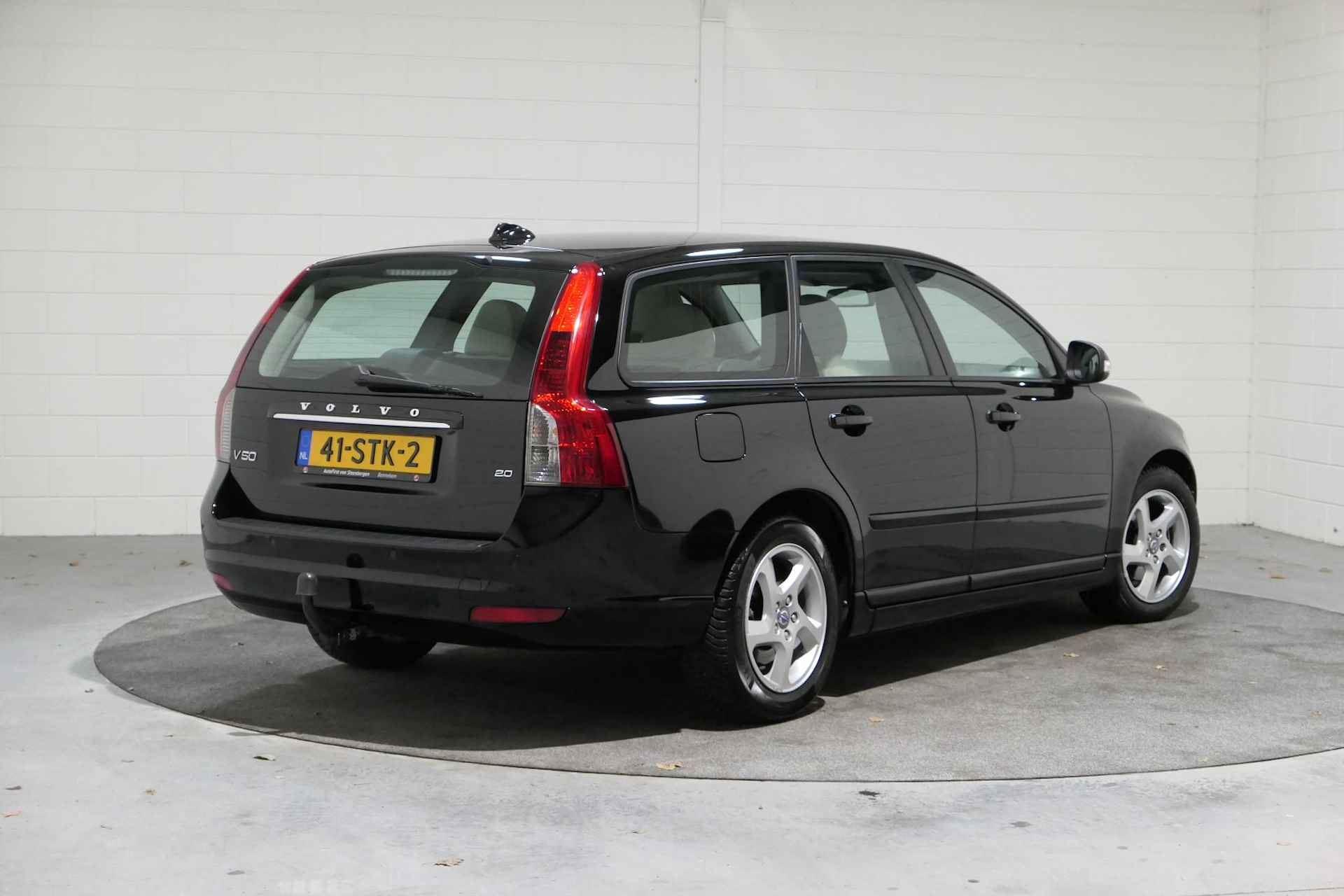 Volvo V50 2.0 Limited Edition, Dealer oh. Leer, Climate, Navi, Cruise, enz. enz. ..  VERZORGDE en GEKOESTERDE Stationcar .. - 11/42